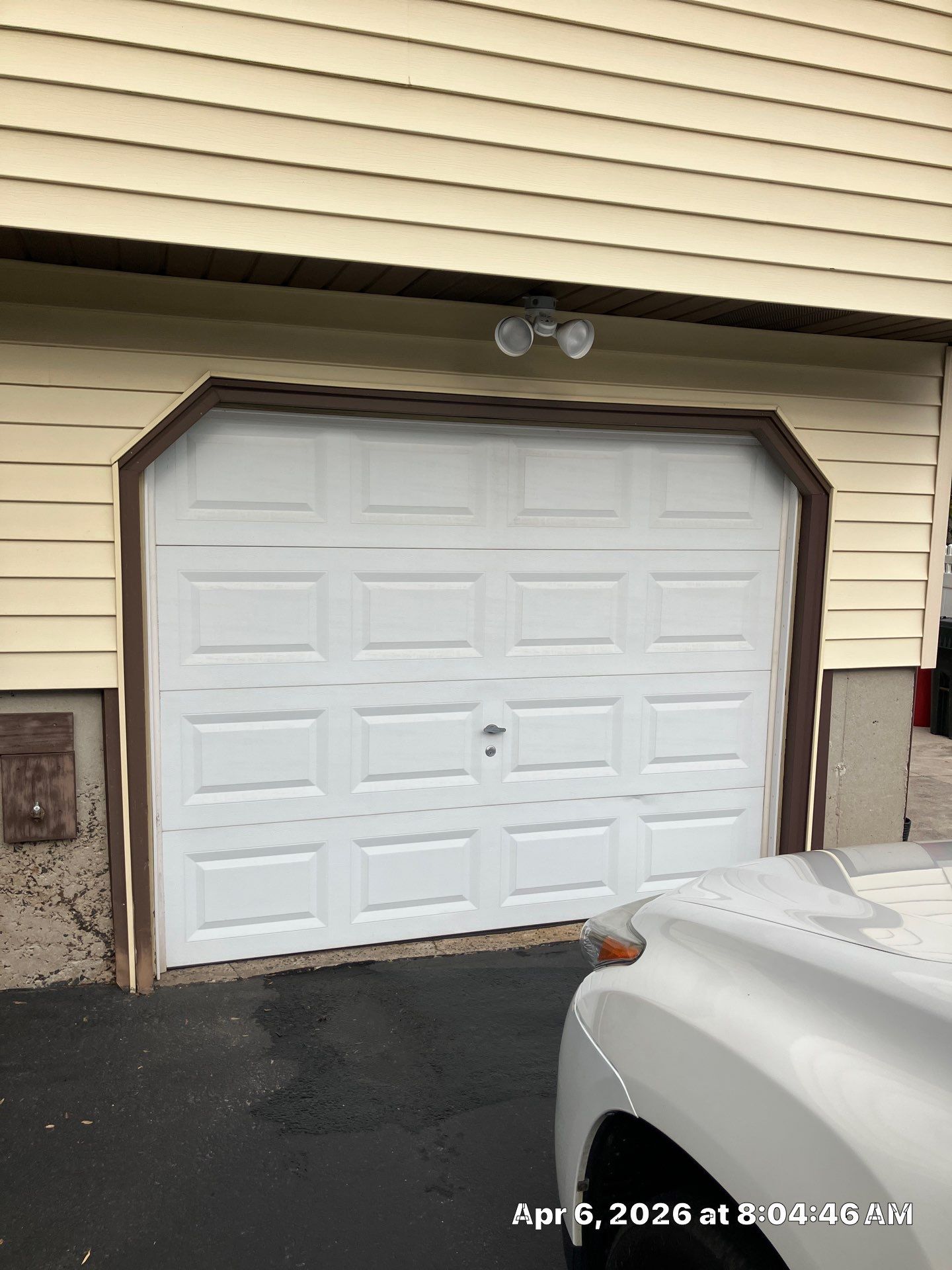 Replacement Garage Door by DiGiorgi Roofing and Siding Inc