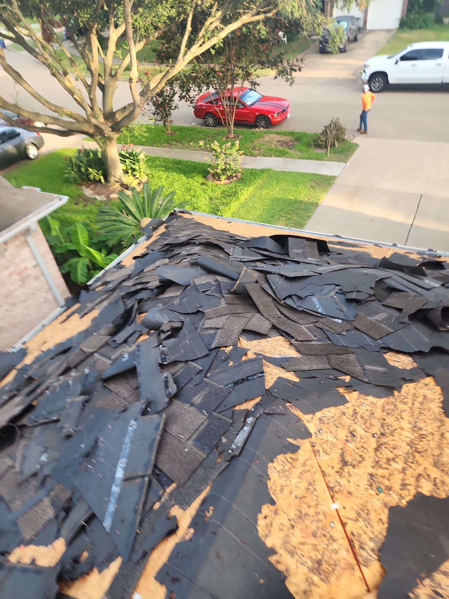 Residential Roofing Installation using Owen's Corning Duration (Lifetime) Shingles by Roof Repair Company