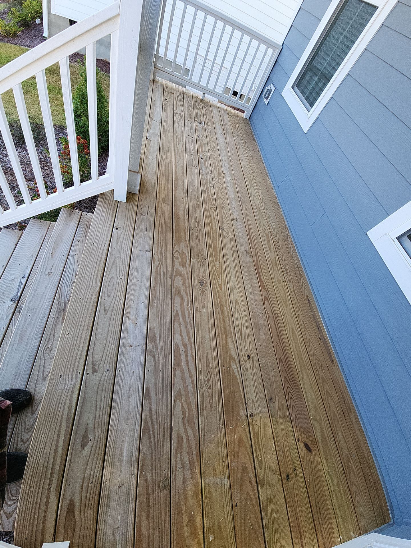 Deck using Wood Sealant and Stain by DuraSeal