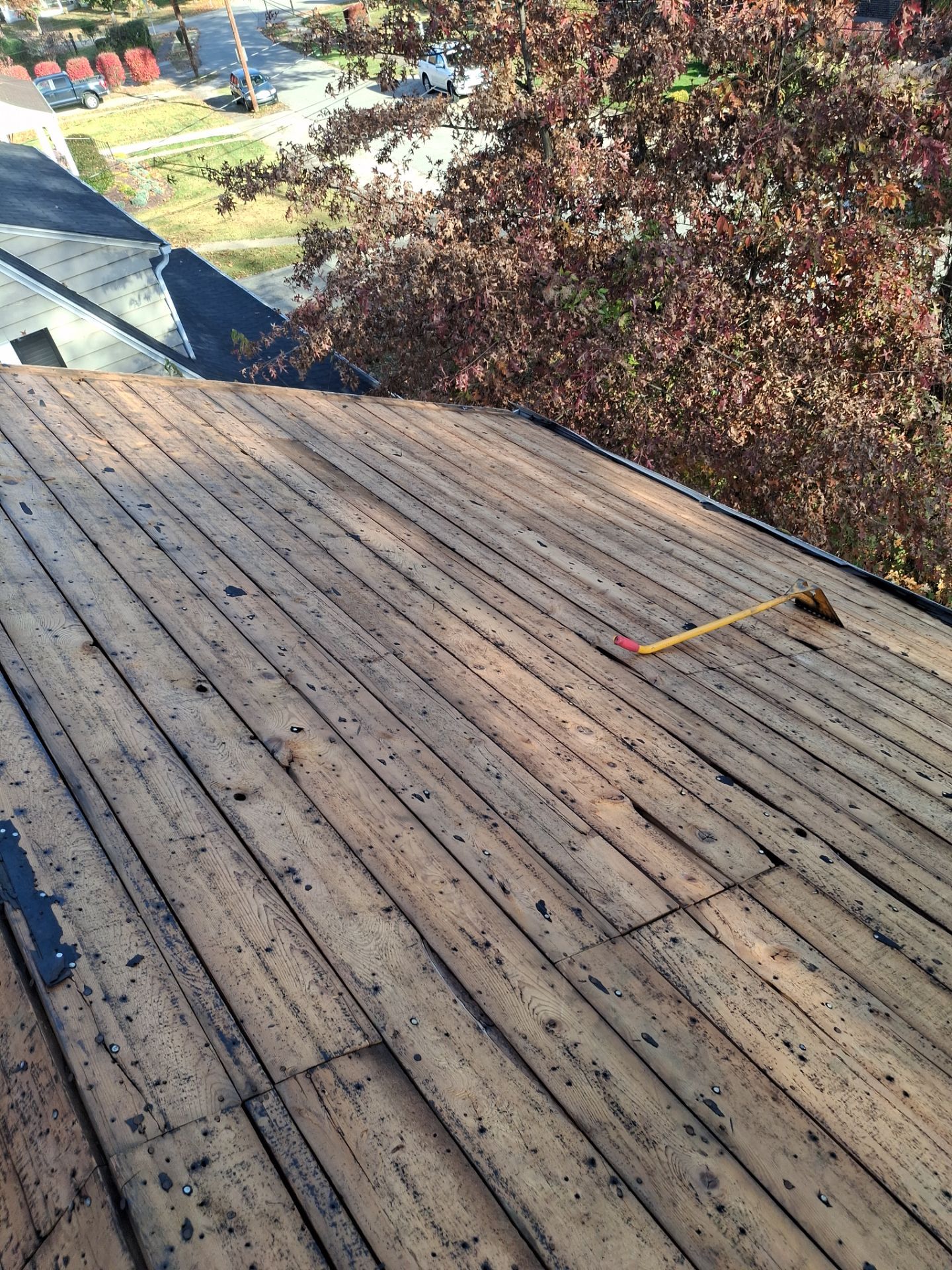 Residential Roofing Installation using GAF Timberline HDZ Charcoal by Rainstoppers Roofing