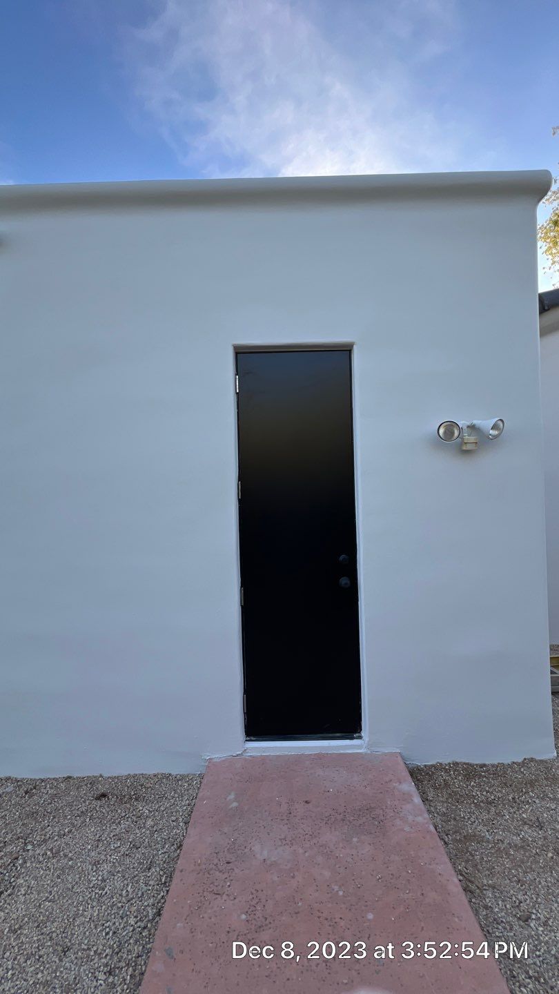 Exterior Painting - Paradise Valley by Crash of Rhinos Painting & Garage Floors