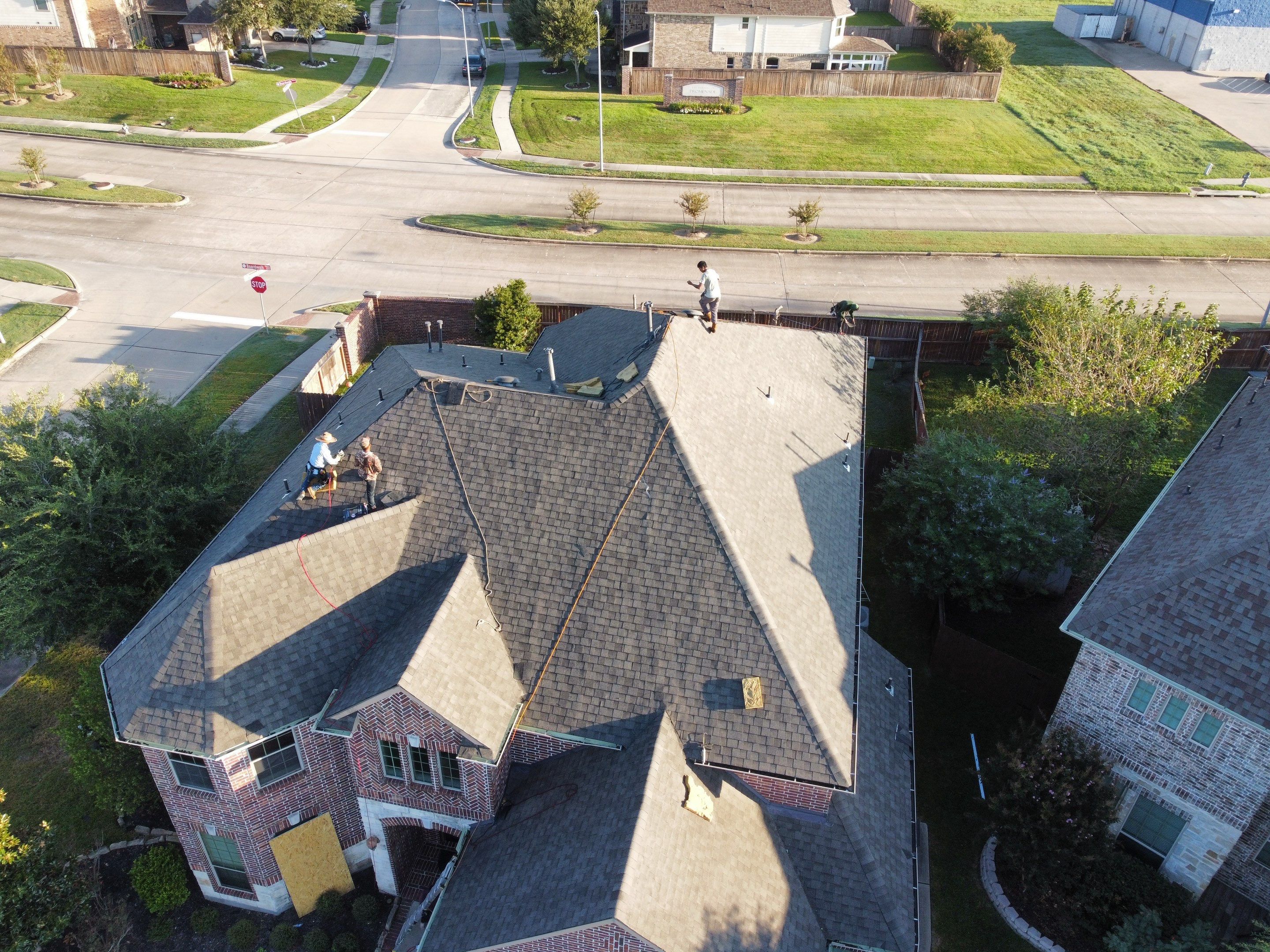 IKO Cambridge - Weathered Wood by Elite Roofing LLC