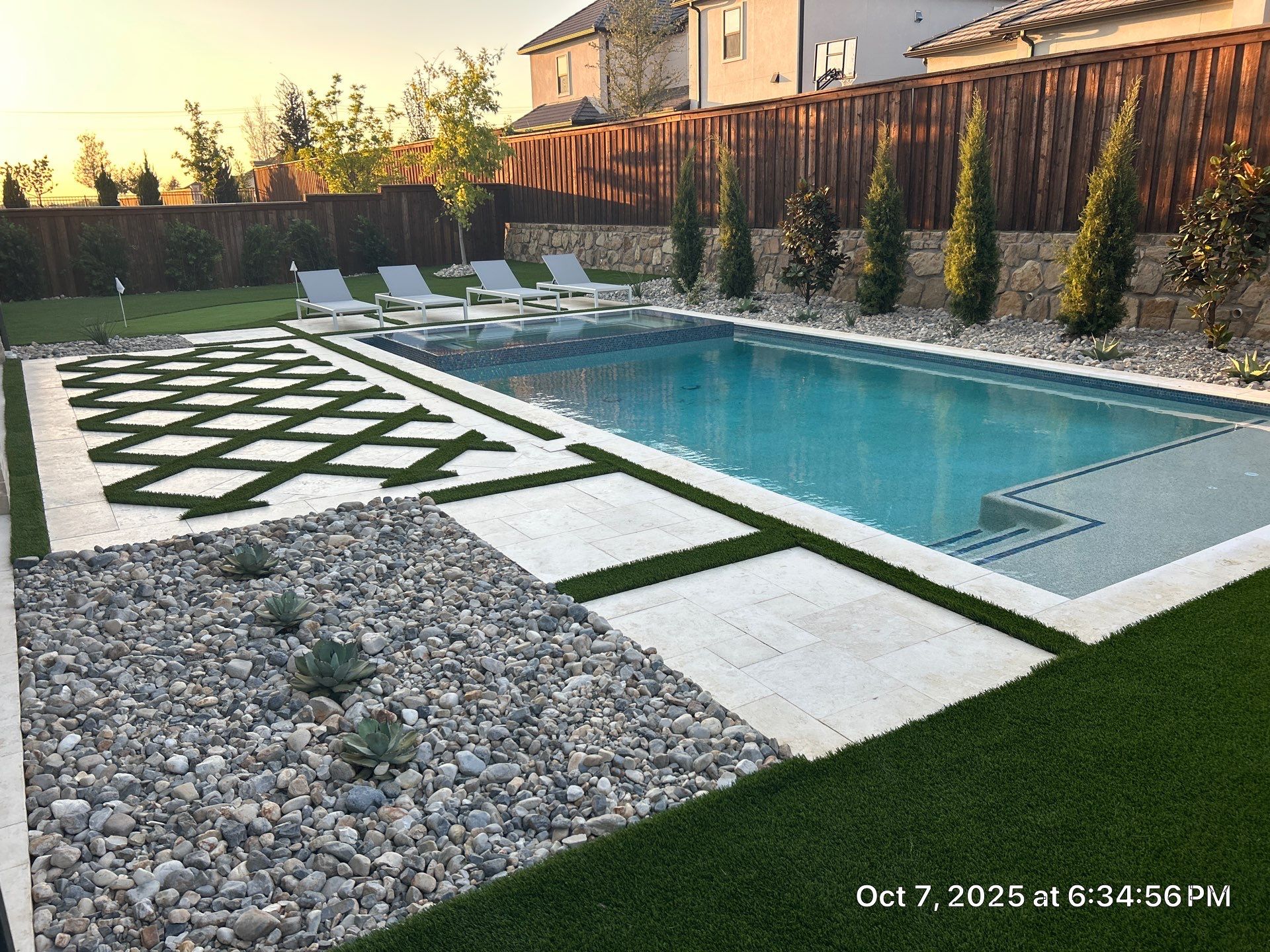 Modern Pool and Champagne Spa by Pinnacle Pools and Spas - DFW