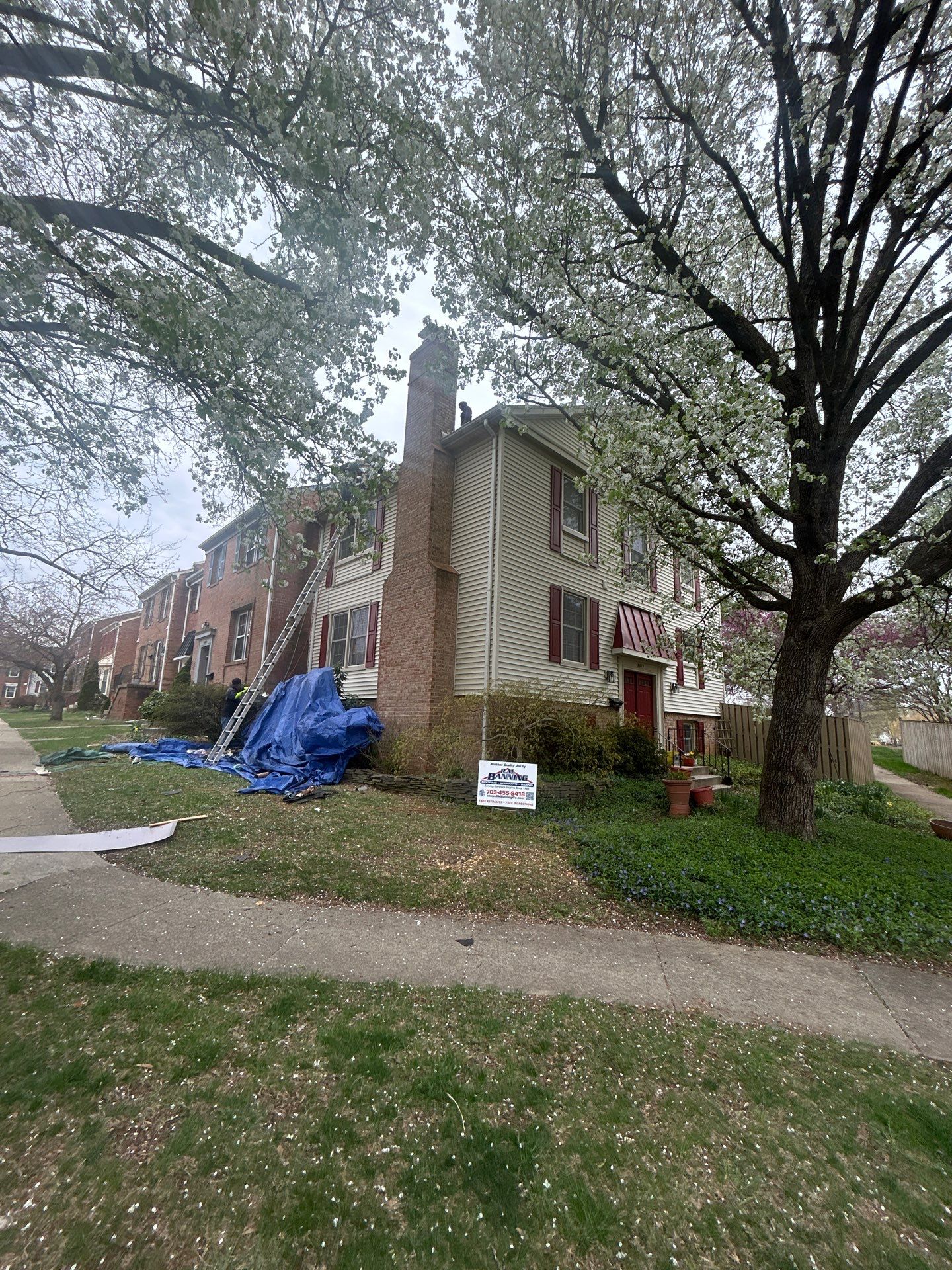 Springfield: Residential Roof Replacement with CertainTeed Landmark Pro in Max Def Red Oak by RM Banning, Inc.