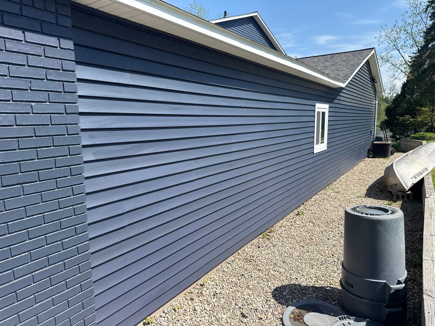 Siding Replacement using Alside Charter Oak D4.5" by 180 Contractors