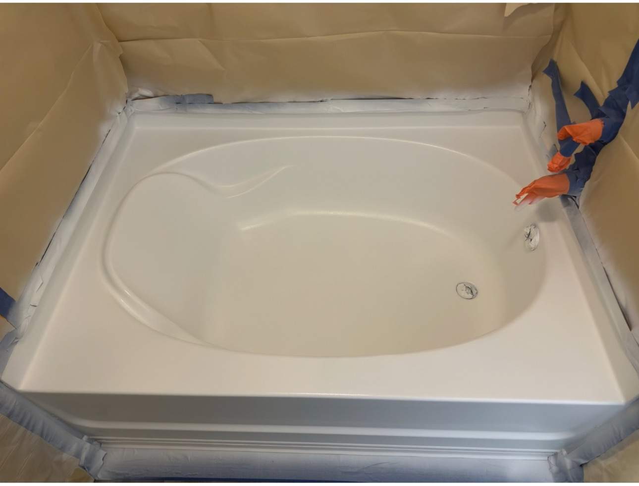 Bathtub Refinishing by Surface Experts - Cypress / North Katy