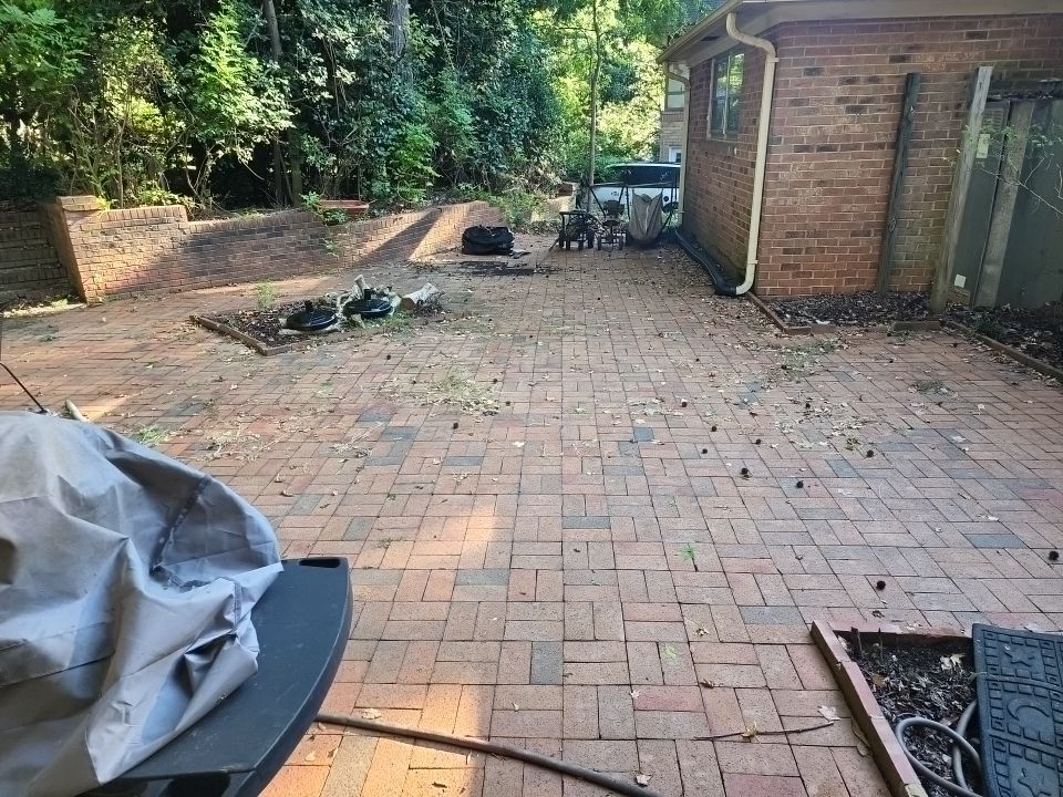 House Wash using cleaner by Power Wash Masters LLC