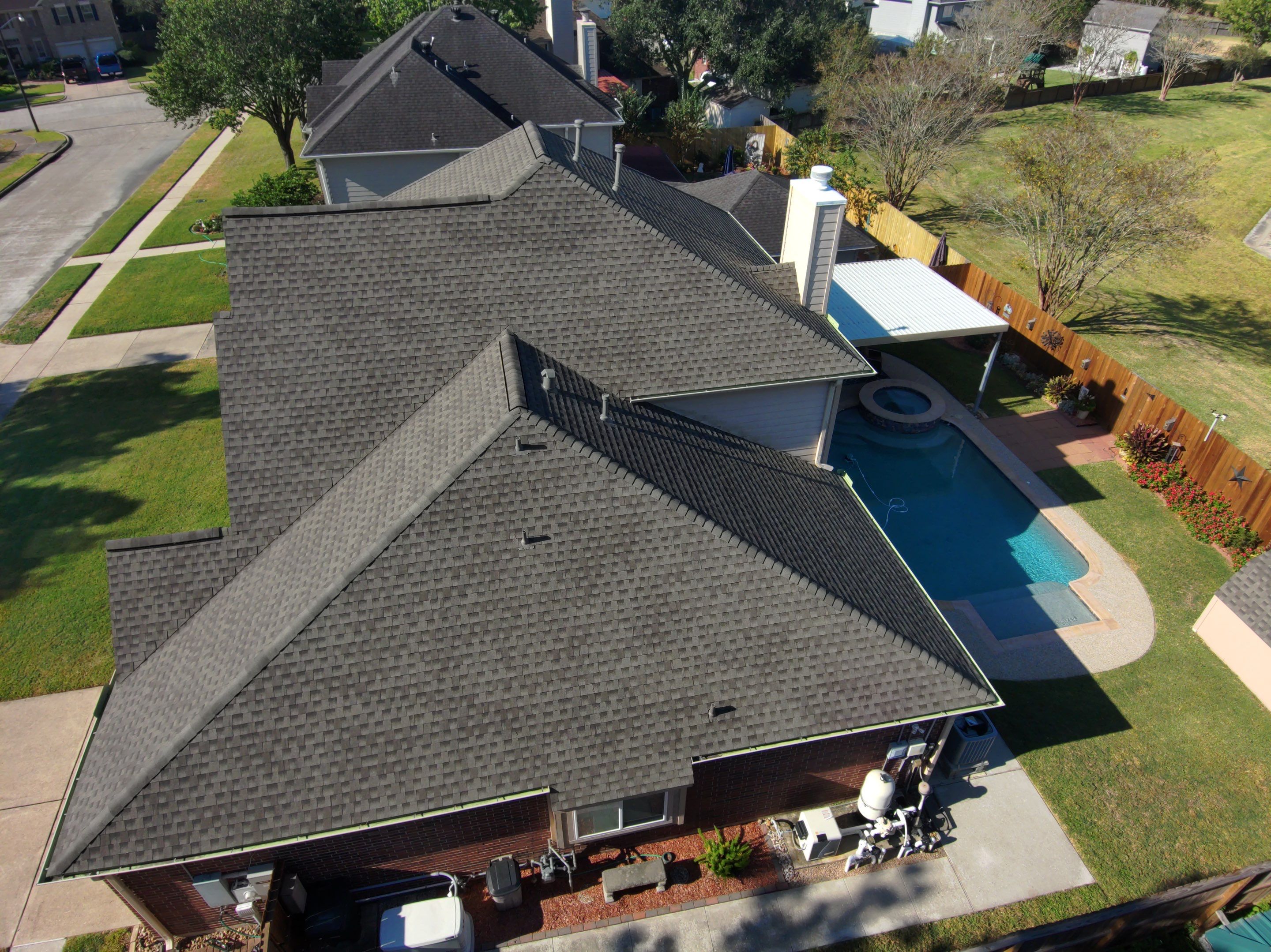 GAF HDZ - Weathered Wood by Elite Roofing LLC