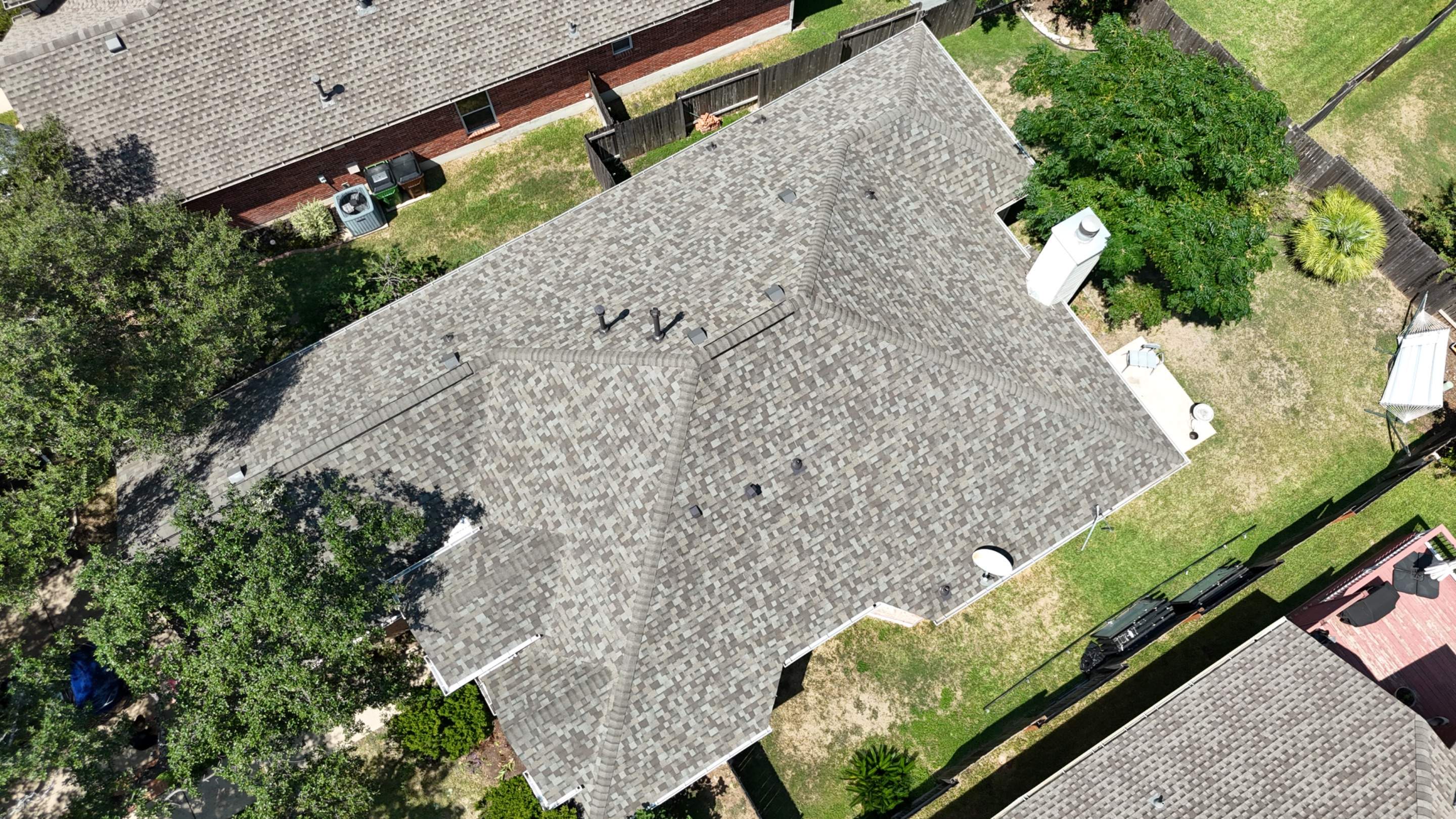 Driftwood - Owens Corning TruDefinition Duration by RoofsOnly.com