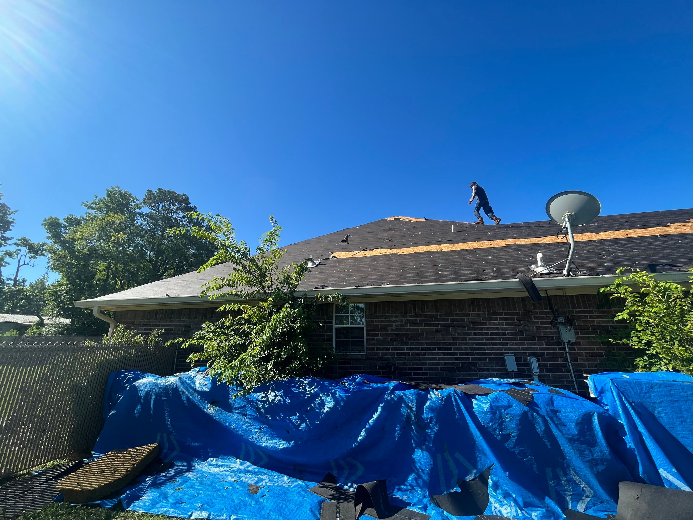 Residential Reroof: 40 Year Impact Rated Architectural Shingle by Hostetler Roofing