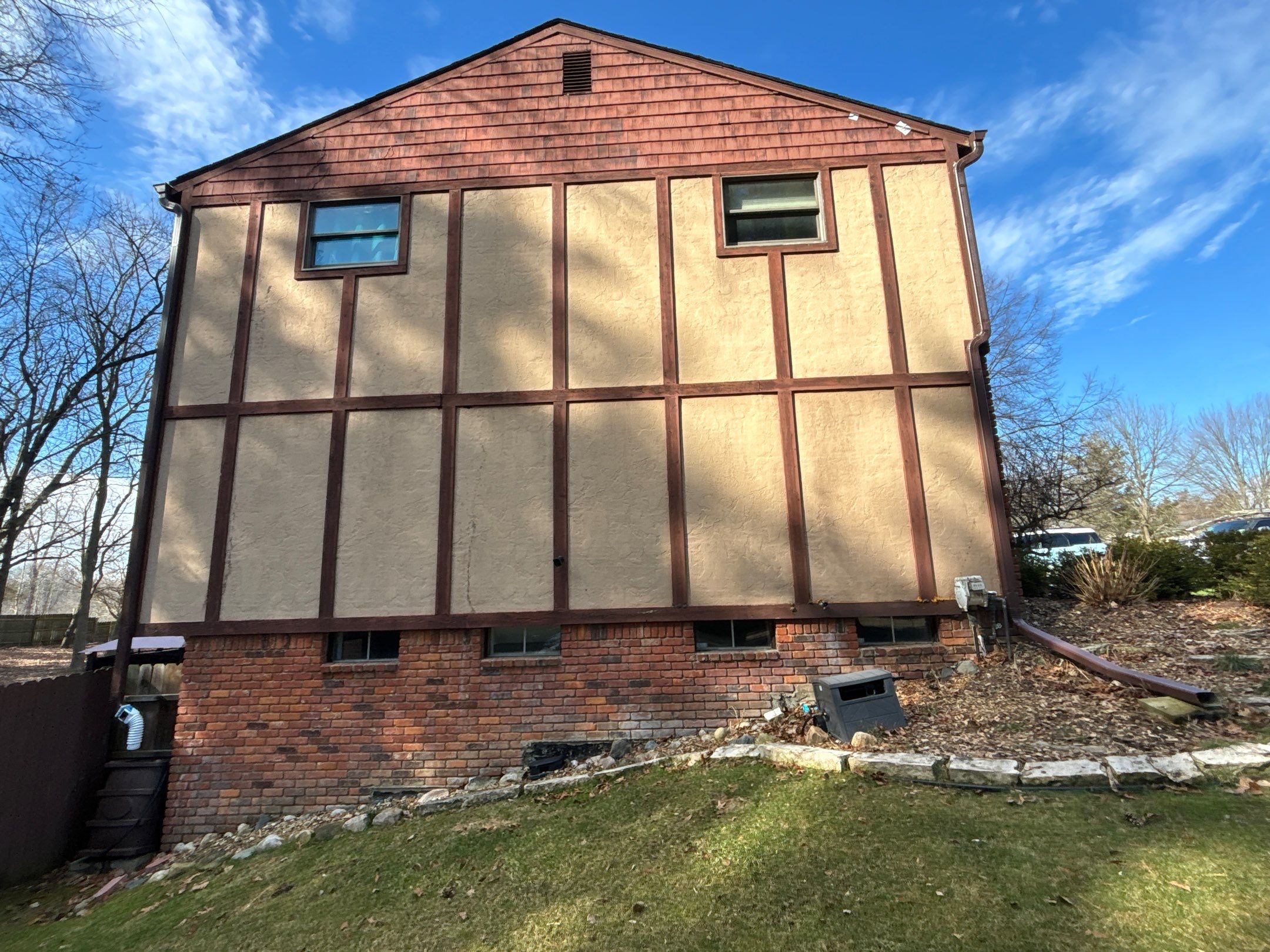 Siding Replacement using Alside D4 Odyssey-Plus Dutchlap by 180 Contractors