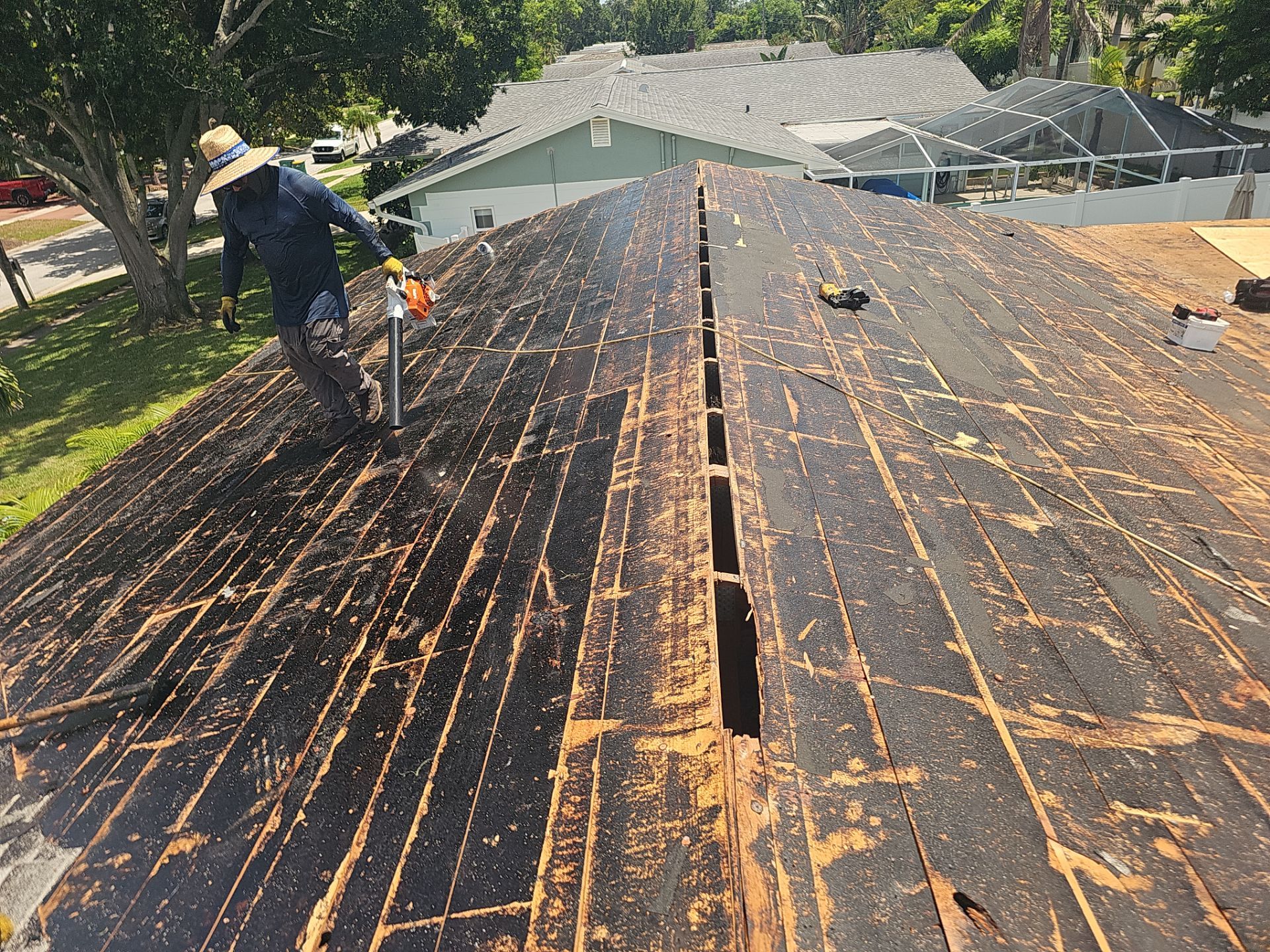 Project in Seminole 33772 by Mitchell Roofing Company LLC 