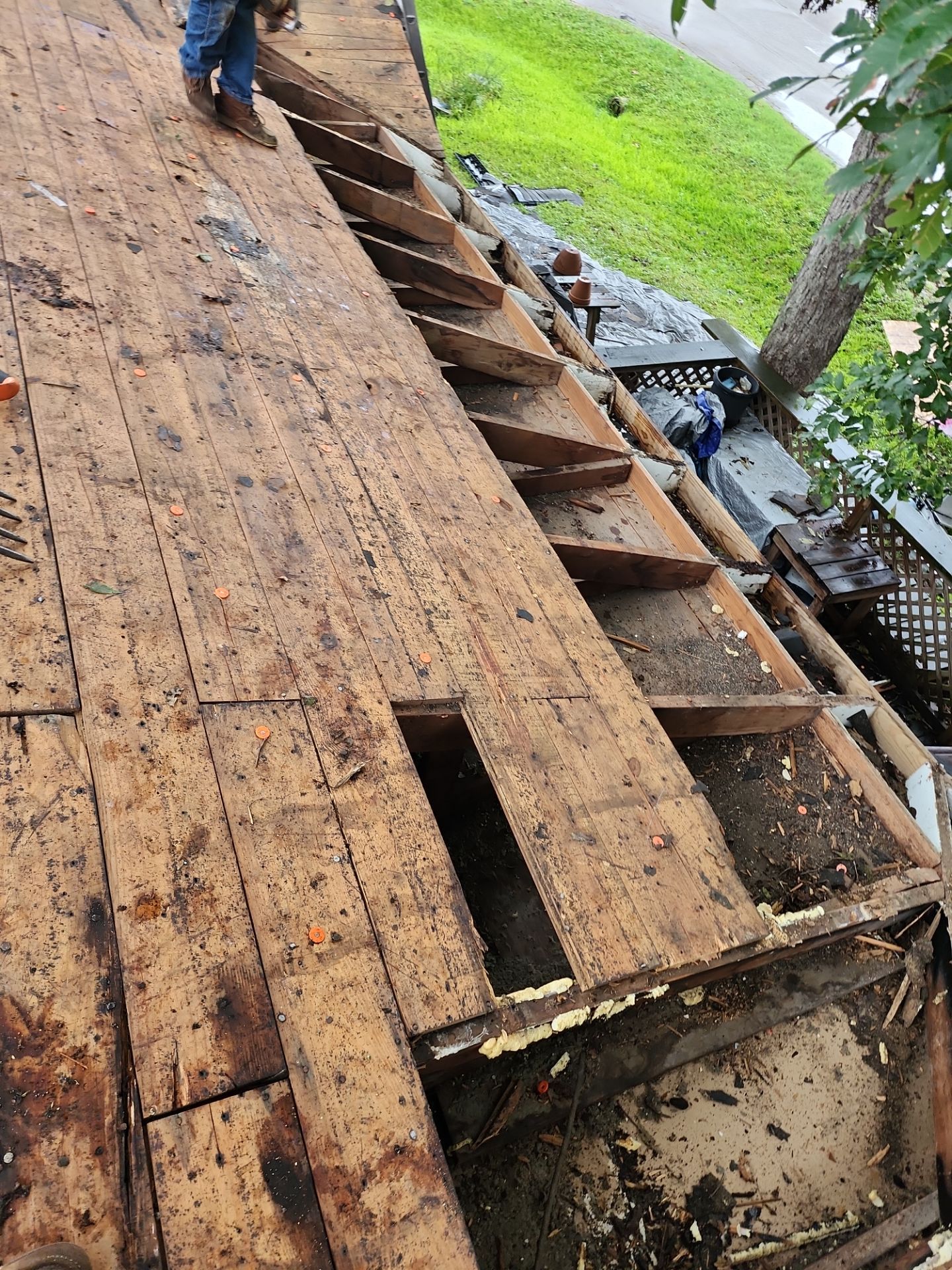 Residential Roofing Installation using Owen's Corning Duration (Lifetime) Shingles by Roof Repair Company