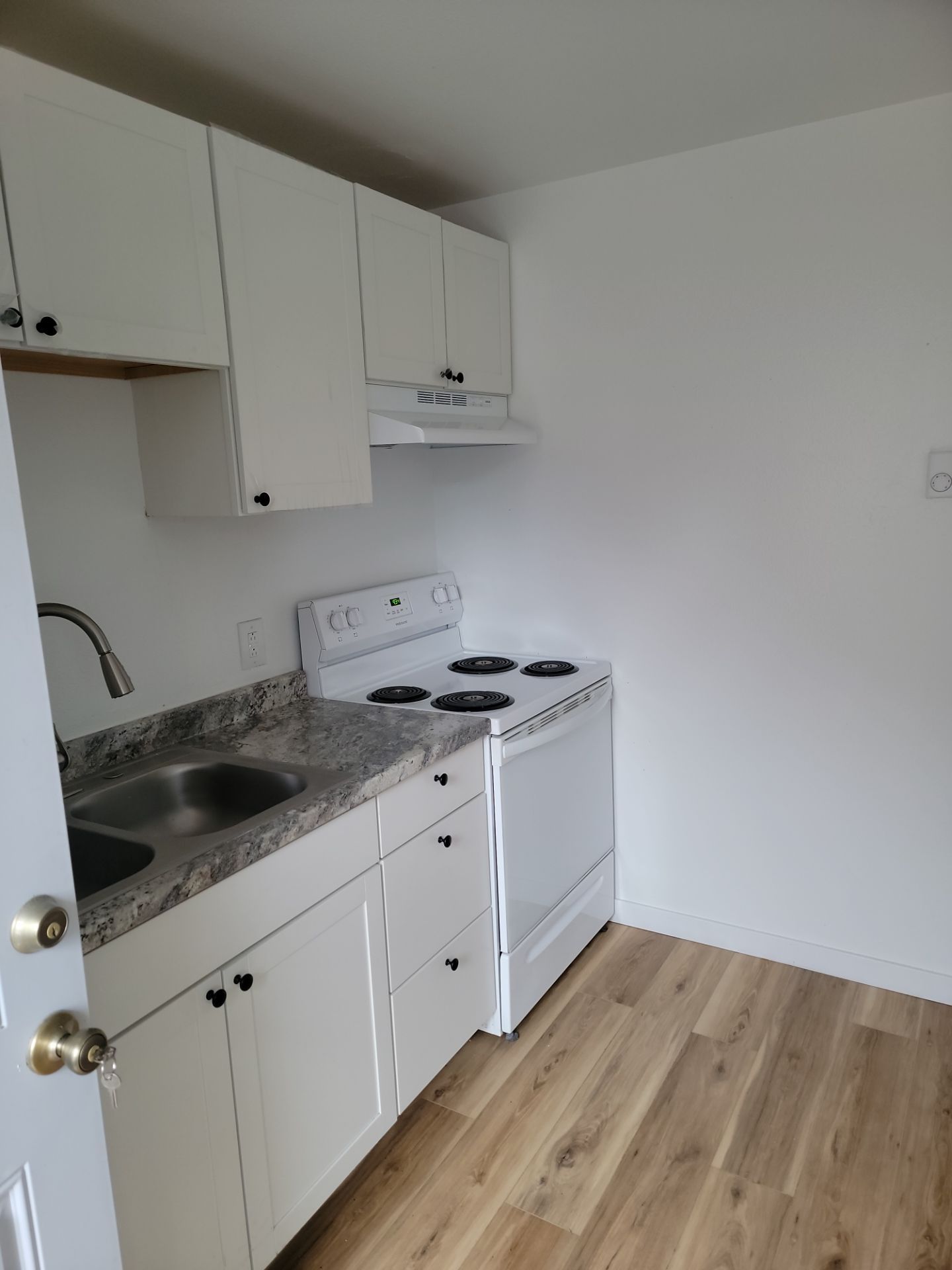 Lakewood remodel by Long Range Customs LLC