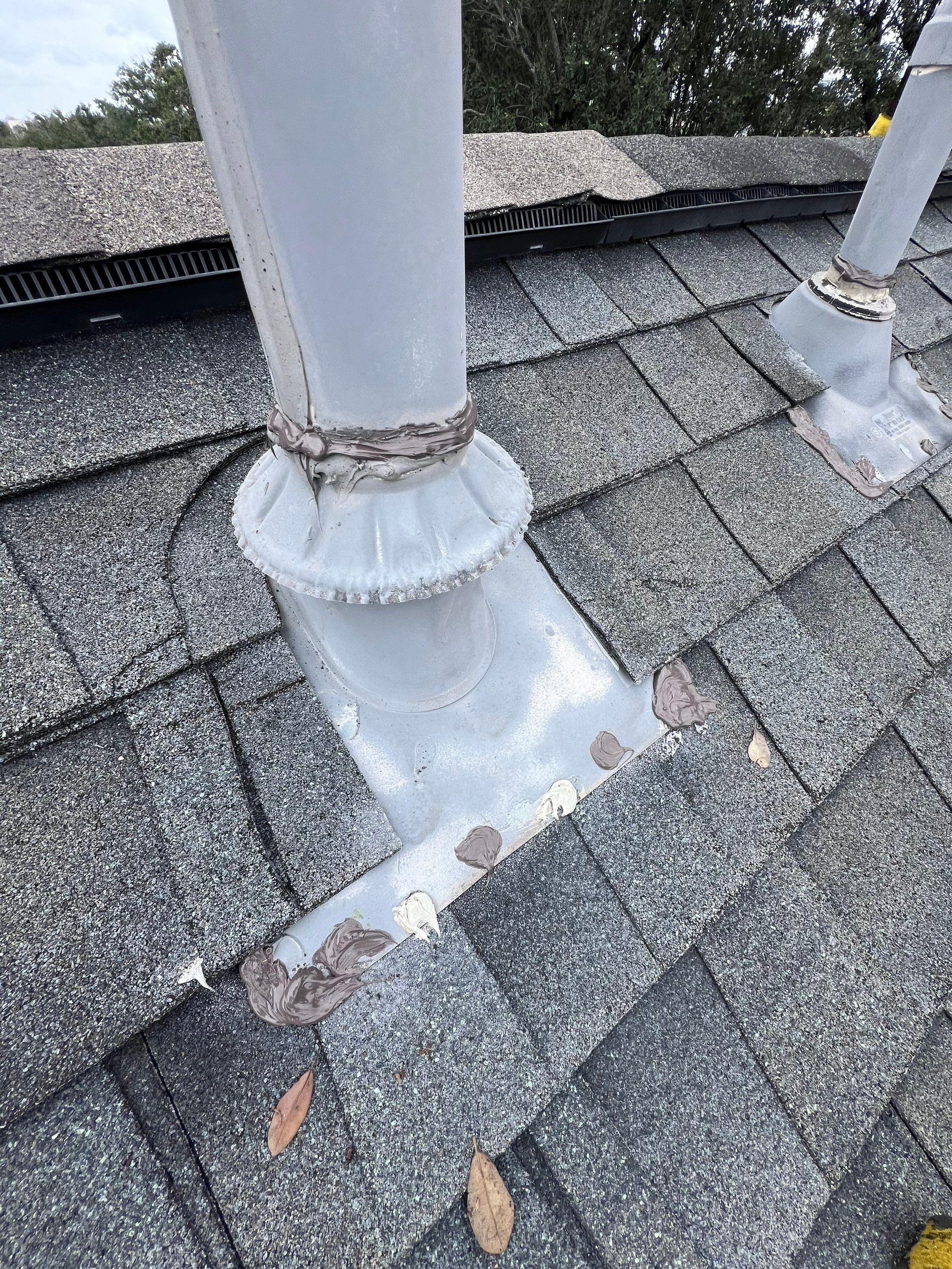 Hail Damage using Owen's Corning Duration (Lifetime) Shingles by Roof Repair Company