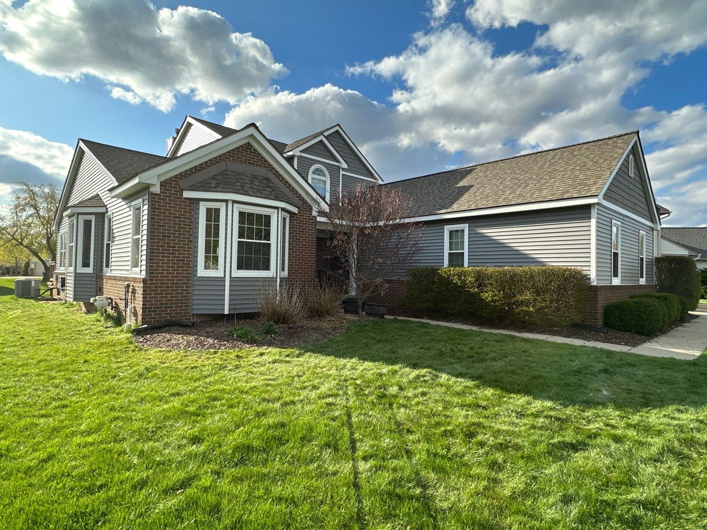 Siding Replacement using Certainteed Classic Restoration D4 by 180 Contractors