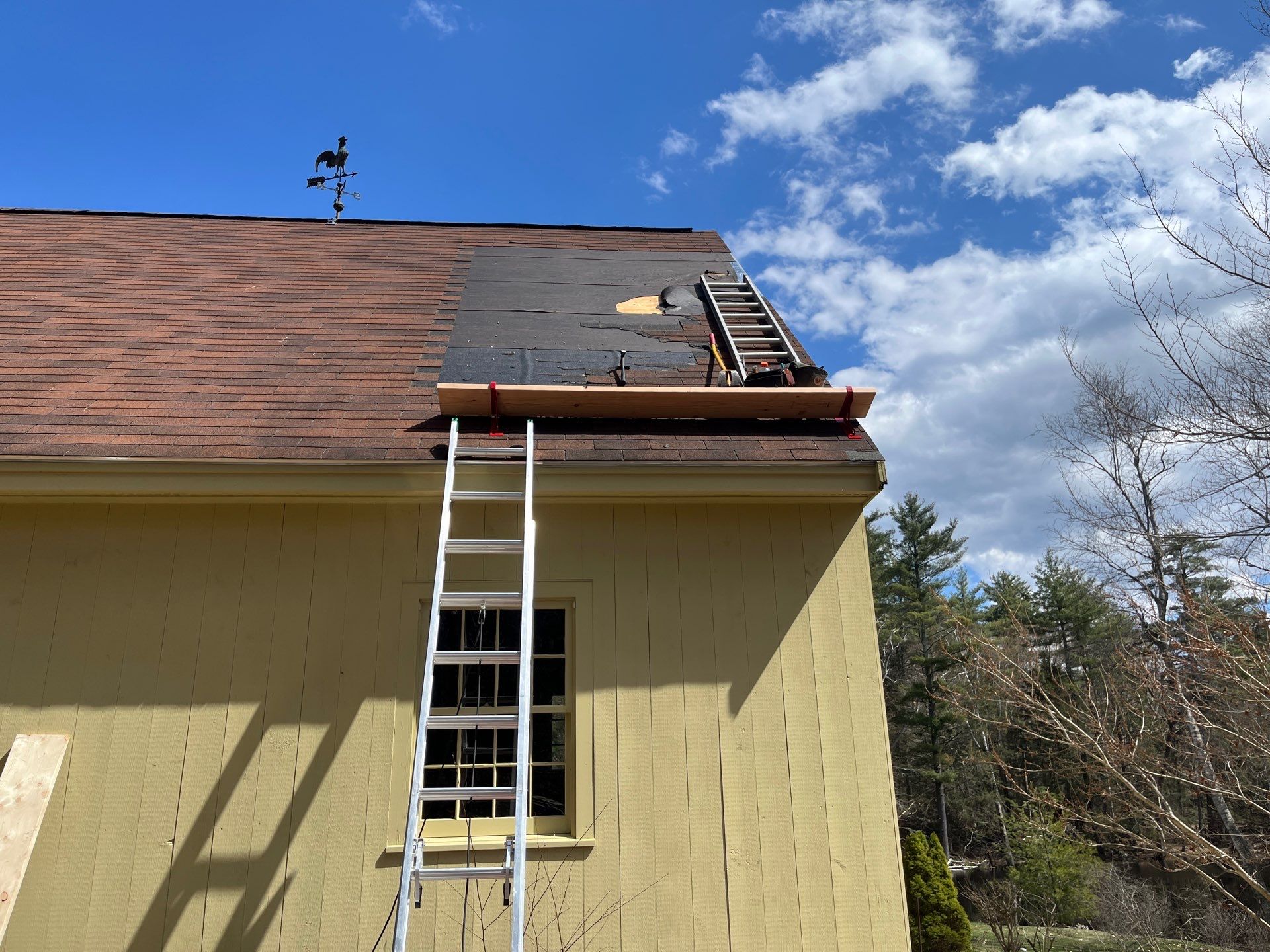 Roof Repair in Deerfield New Hampshire by Tall pine roofing