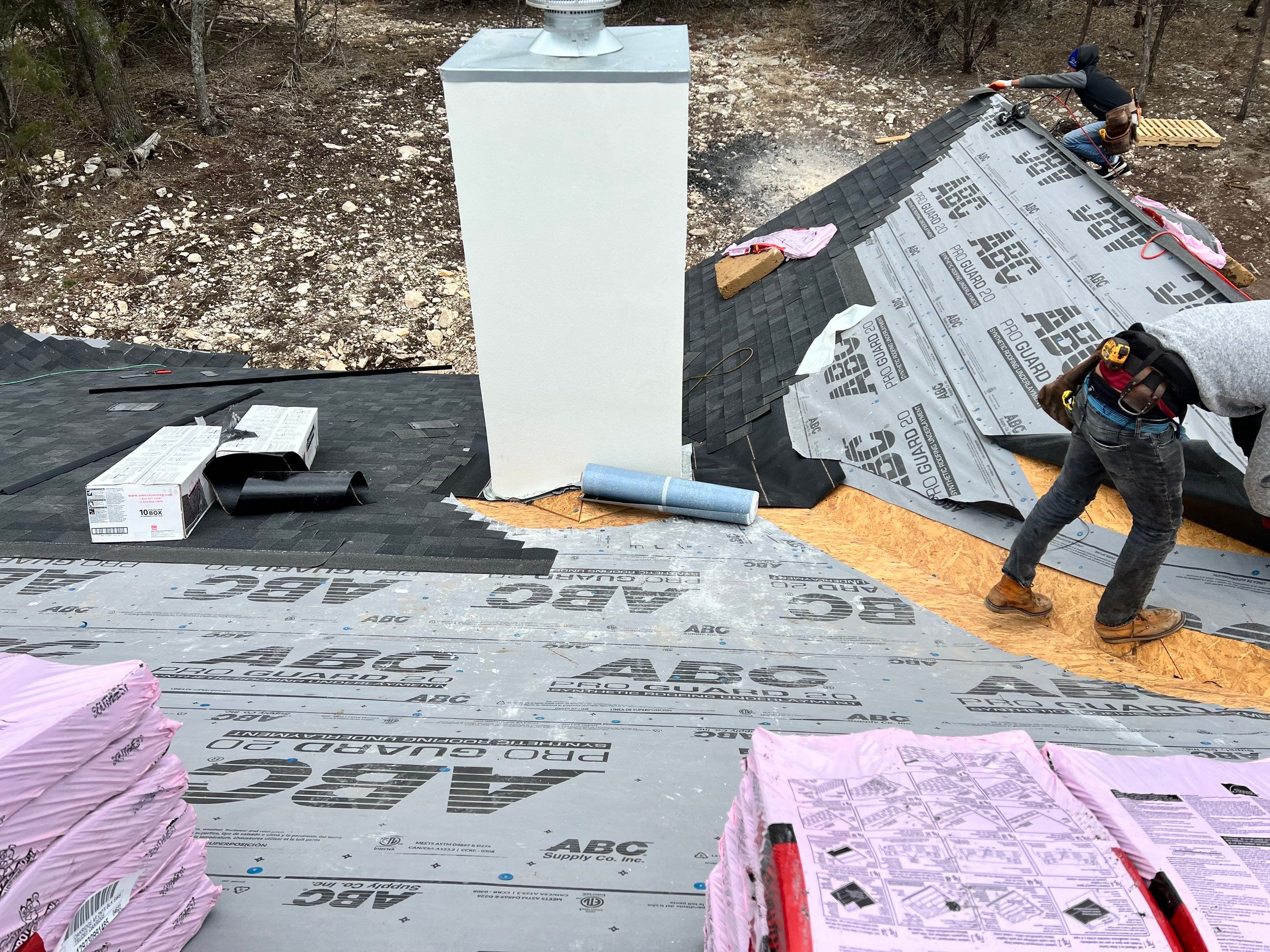 New Home Construction using Owens Corning 30 year Architectural Shingles by Premier Roofing and Contracting