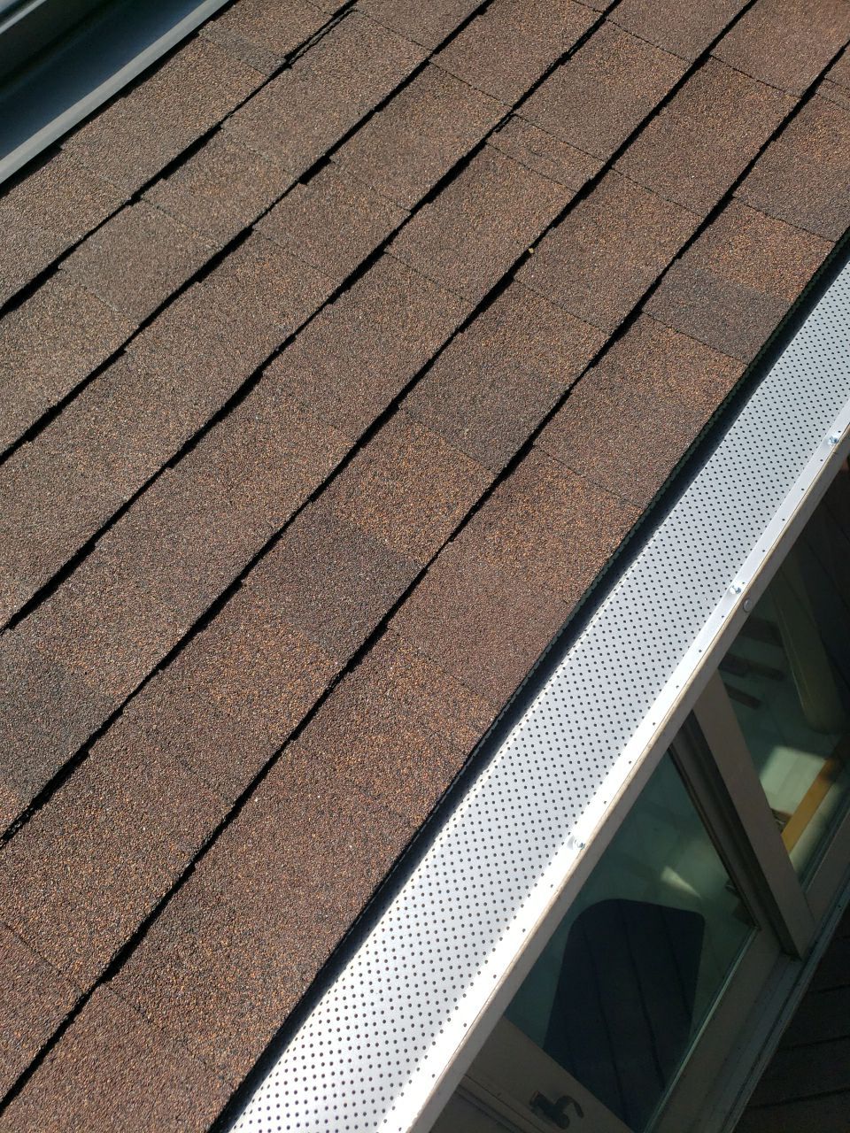 Brand: Atlas Pinnacle Color: Pristine Scotchgard Hickory Drip: Musket Brown by Eagle Eye Roofing