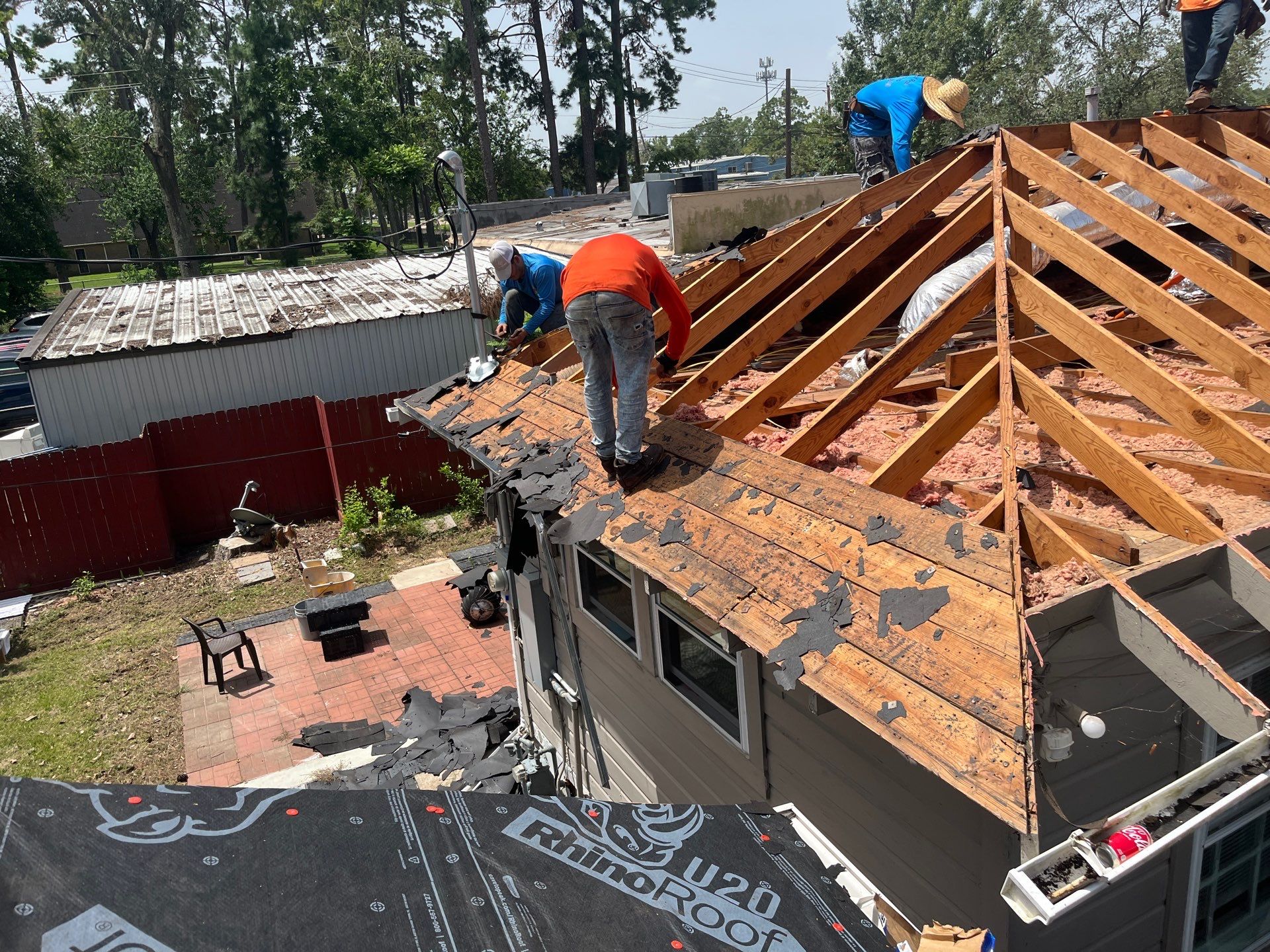 Residential Roofing Installation using Owen's Corning Duration (Lifetime) Shingles by Roof Repair Company