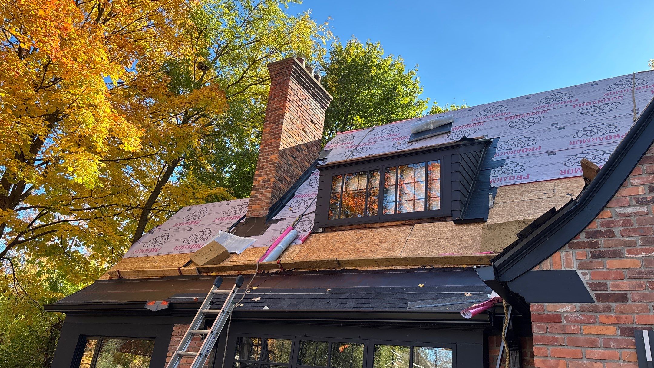 Roof Replacement using Owens Corning Onyx Black by 180 Contractors