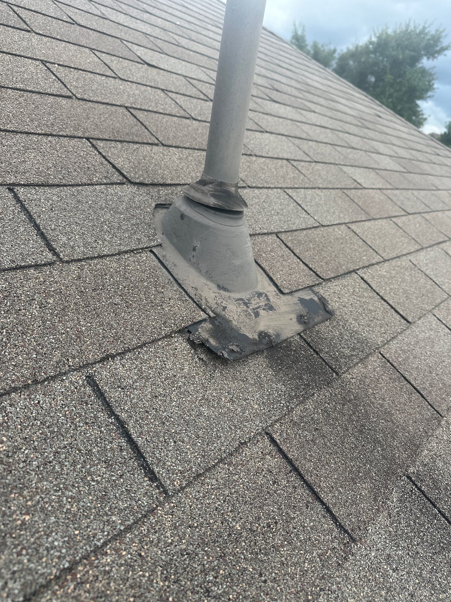 Hail Damage using Owen's Corning Duration (Lifetime) Shingles by Roof Repair Company