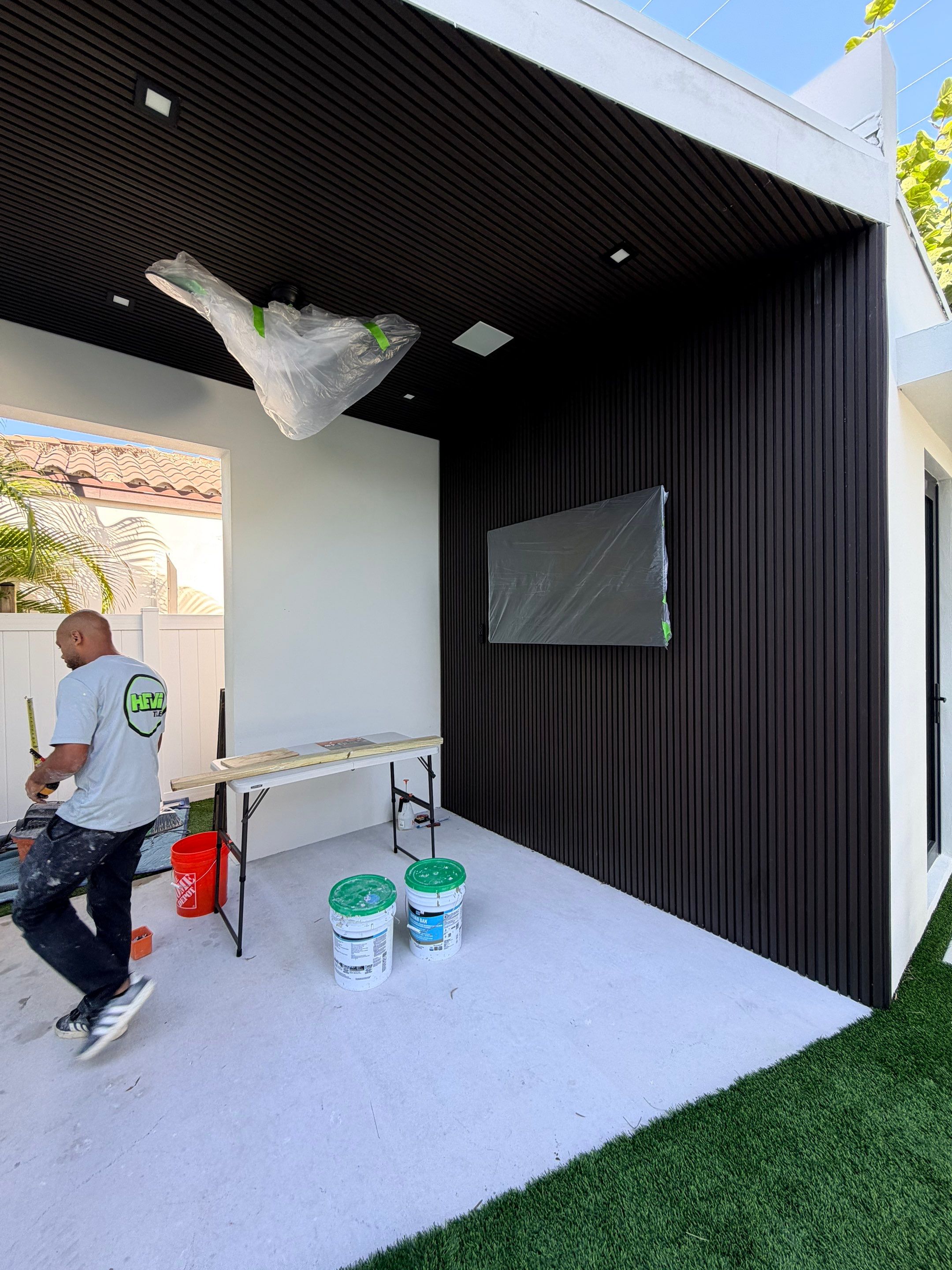 Outdoor BBQ - East Boca Raton by Hevi Tile