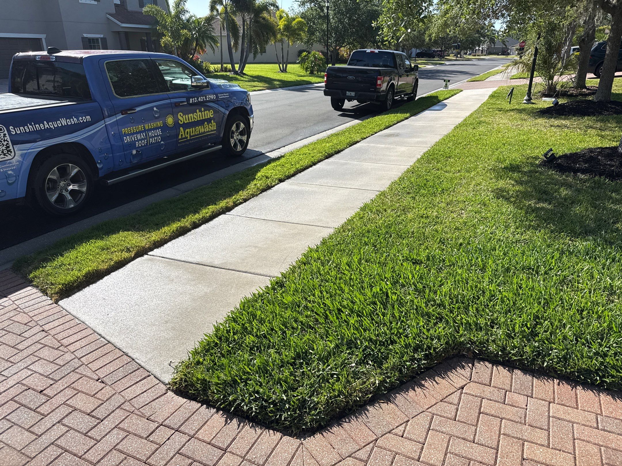 Paver Driveway & Sidewalk Cleaning | Oakleaf Hammock – Ellenton, FL by Sunshine AquaWash