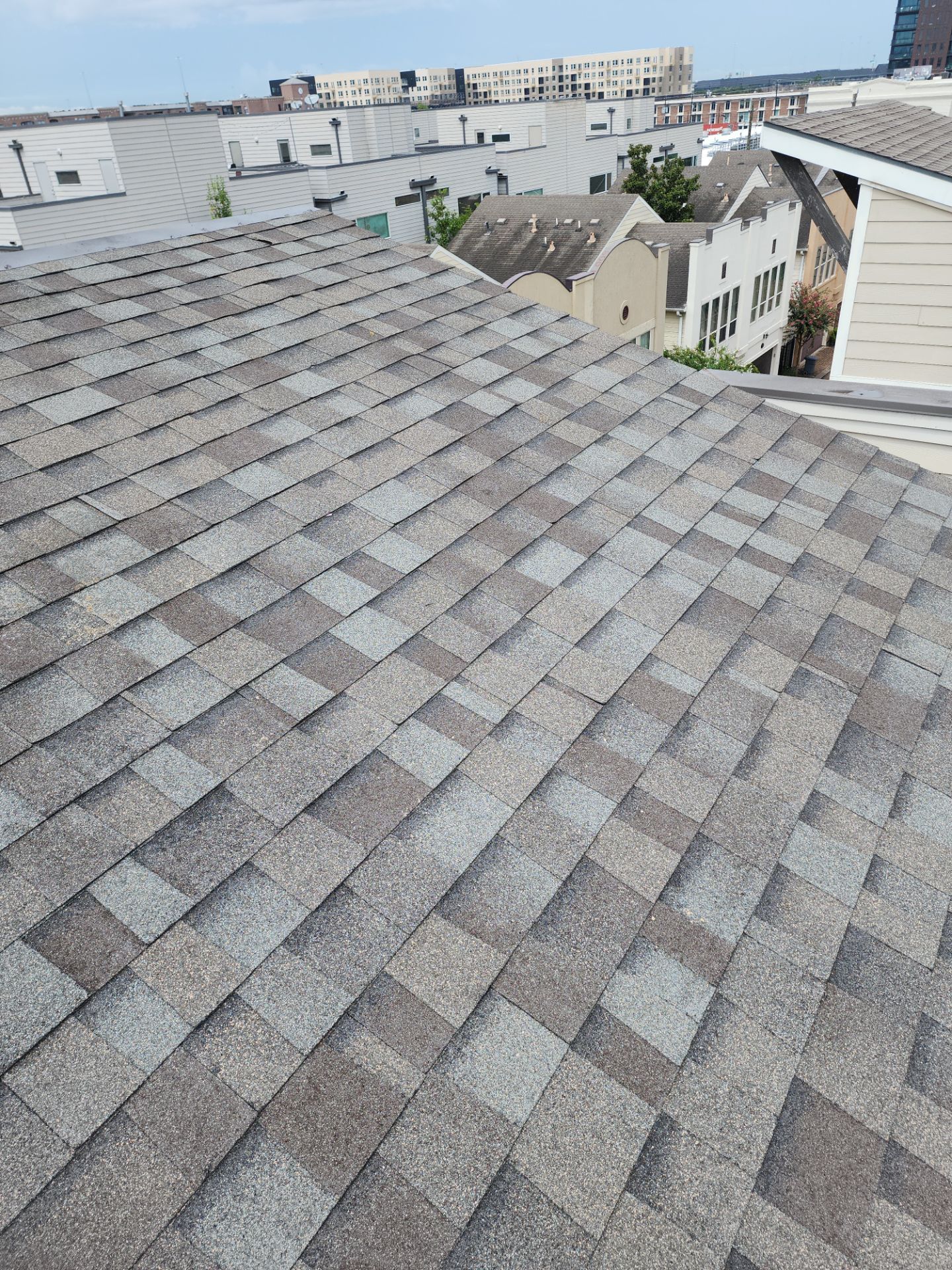 Residential Roofing Installation using Owen's Corning Duration (Lifetime) Shingles by Roof Repair Company