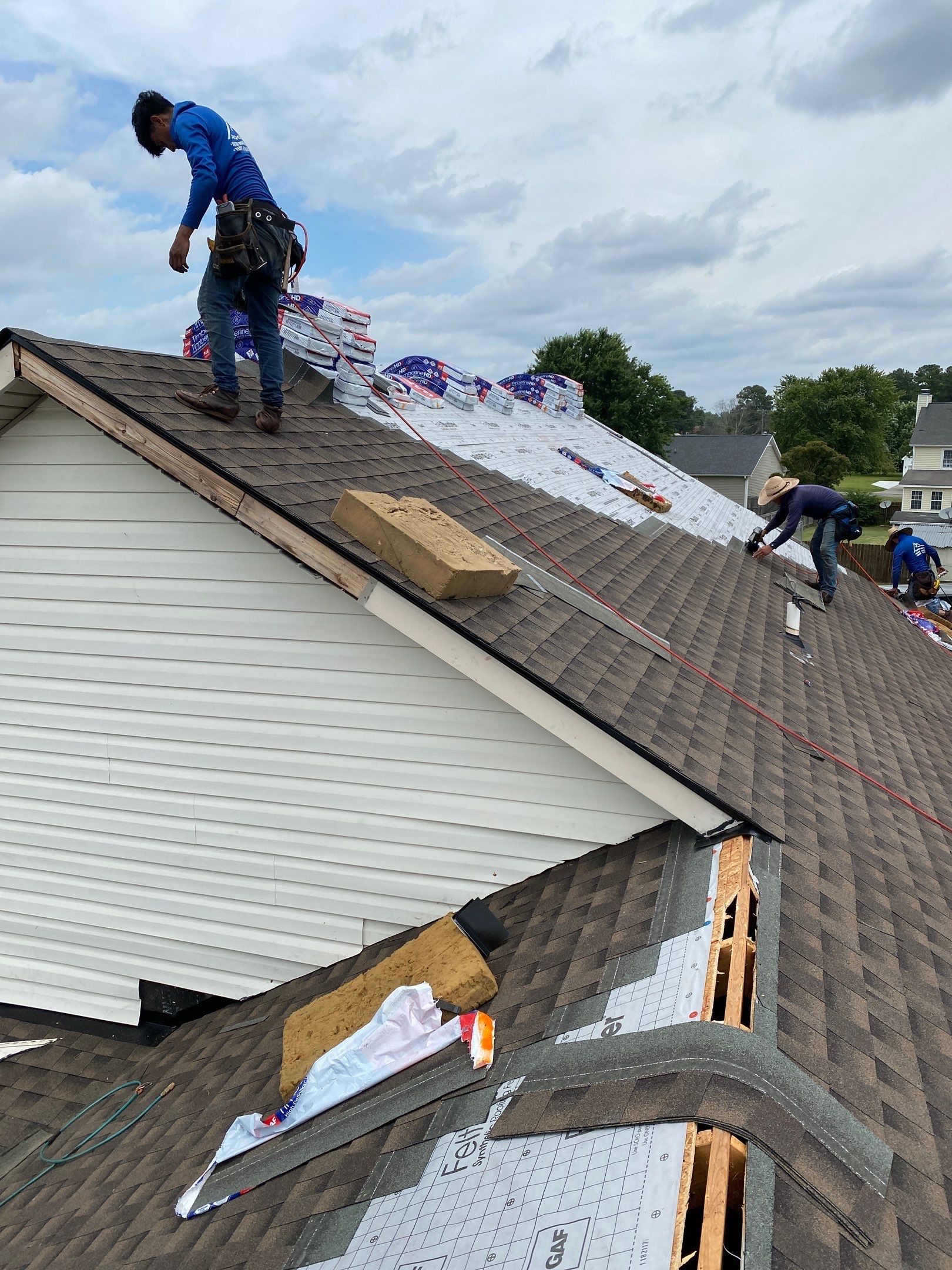Roof Replacement - GAF Timberline HDZ Barkwood  by Pro Performance Roofing