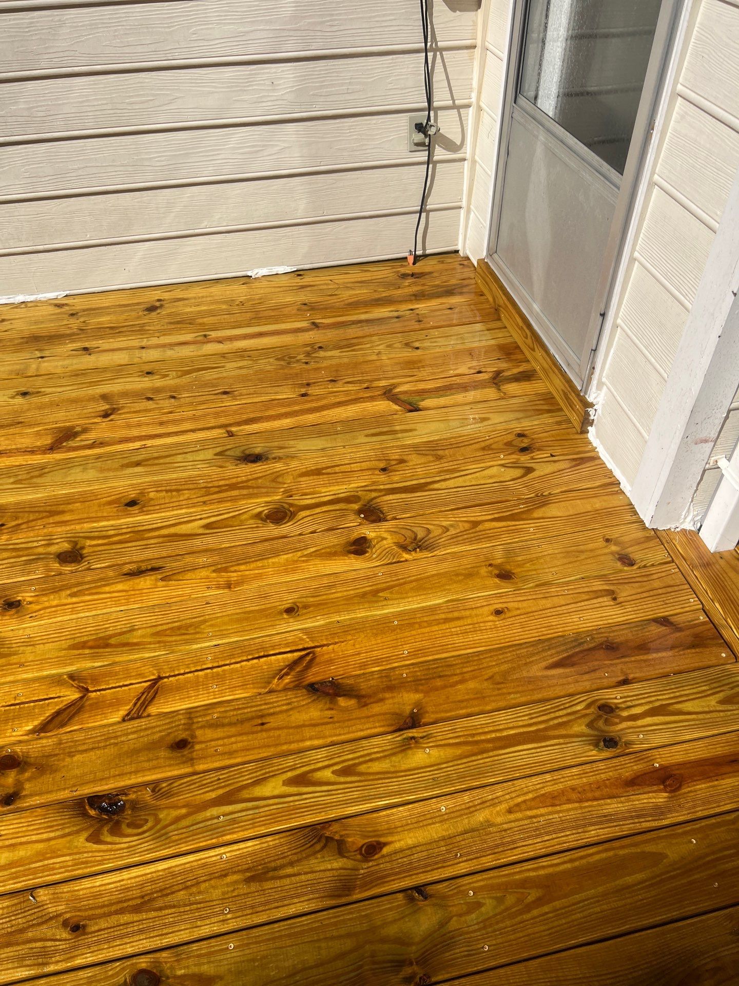 Deck using Wood Sealant by DuraSeal