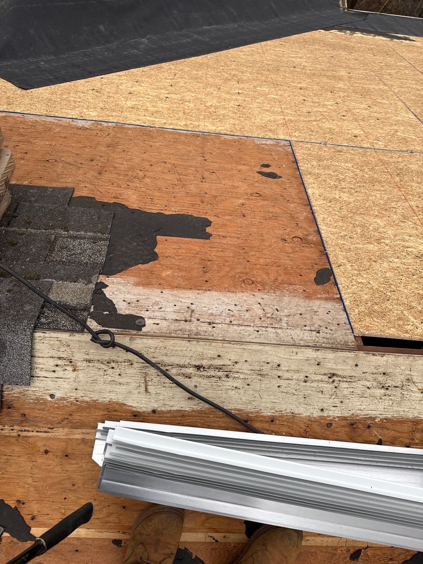 Arlington :Residential Roof Replacement with CertainTeed Landmark Pro in Max Def Red Oak  by RM Banning, Inc.