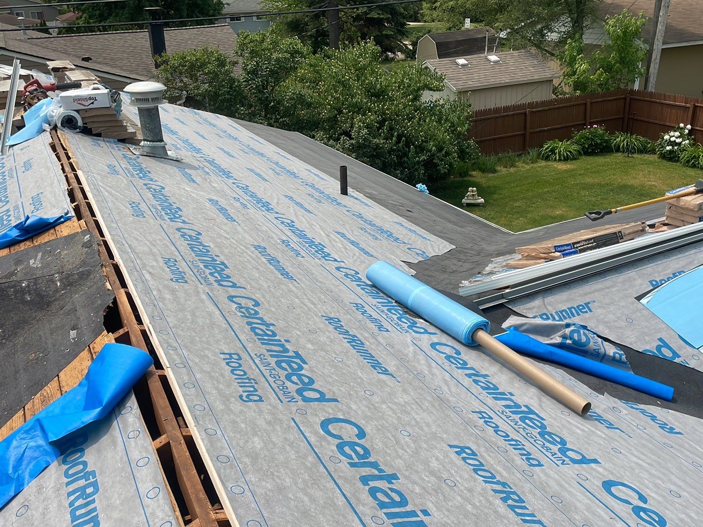 Roof Replacement using CertainTeed Landmark by 180 Contractors