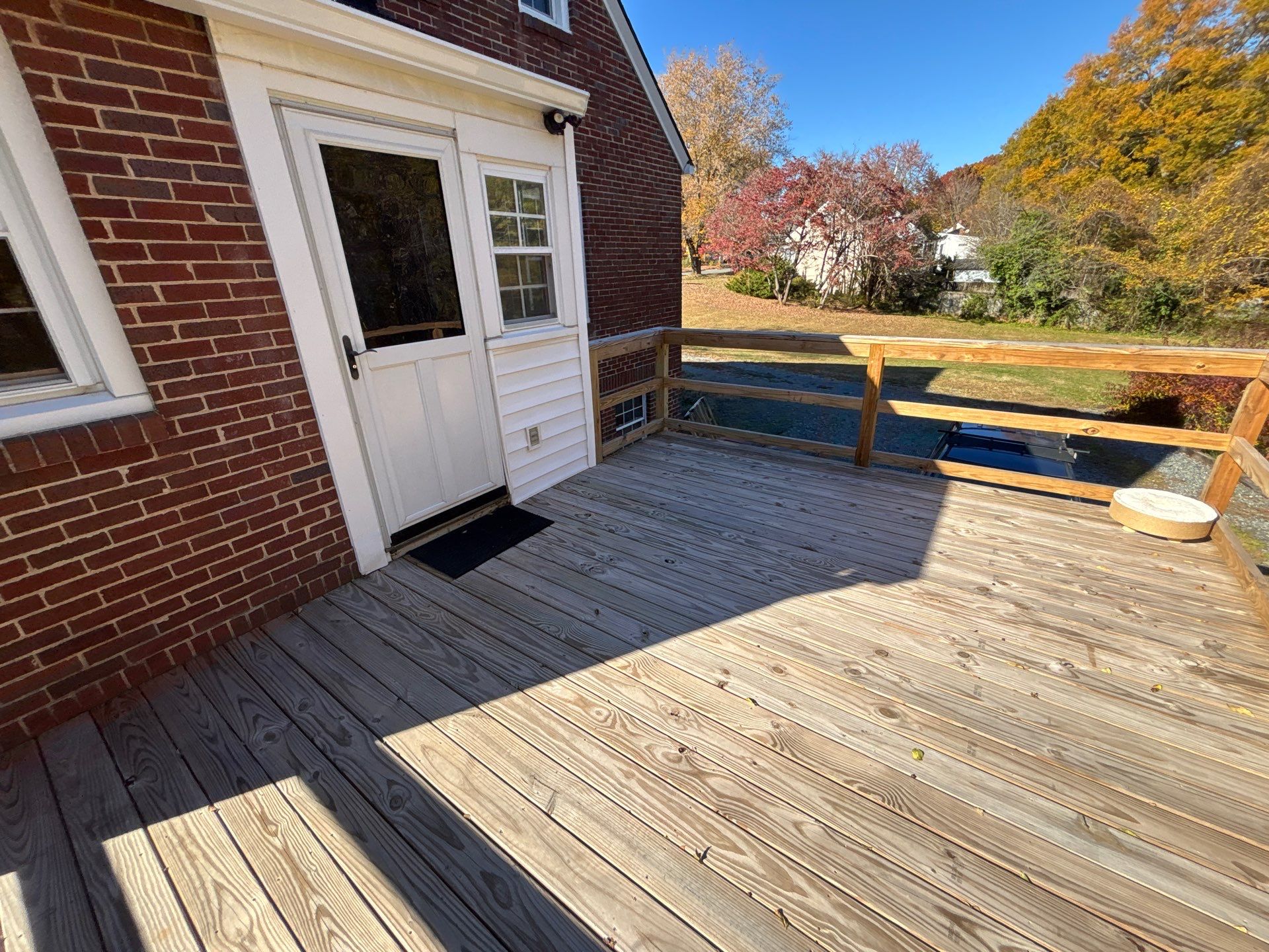 Wood Deck using Wood Sealant by DuraSeal