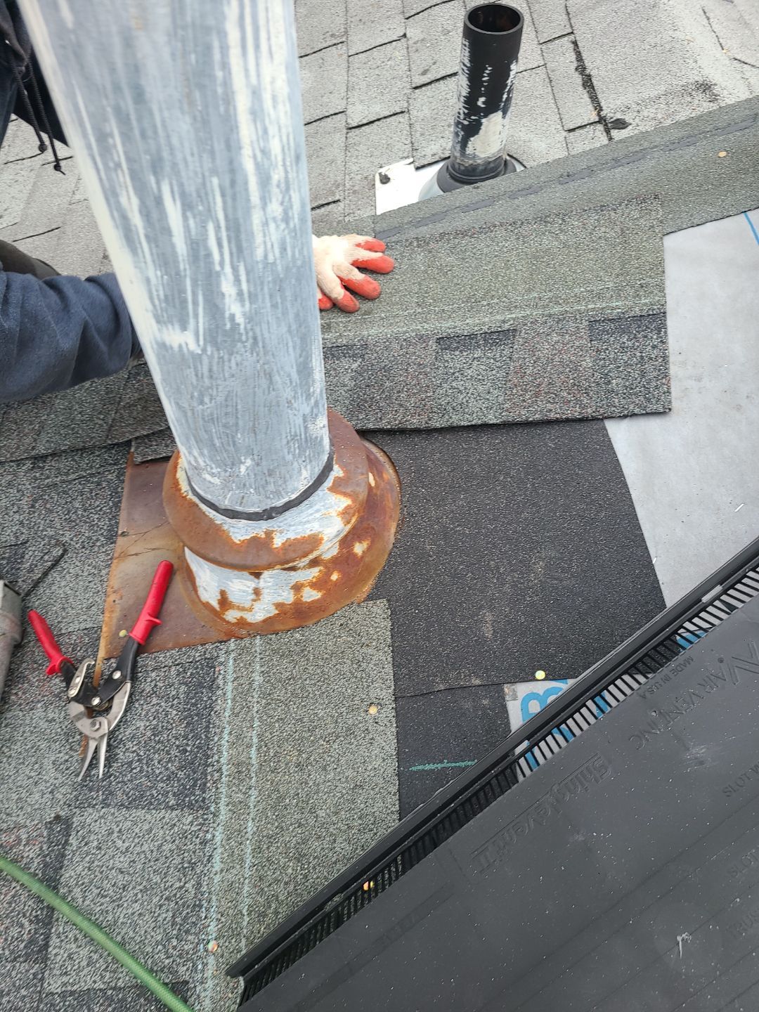 Alexandria Certainteed Landmark Roof in Colonial Slate by RM Banning, Inc.