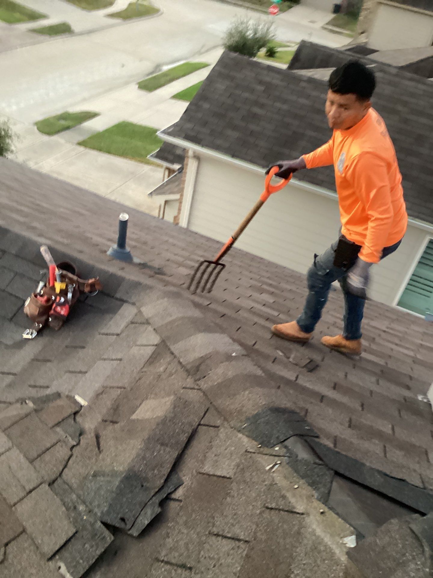 Residential Roofing Installation using Owen's Corning Duration (Lifetime) Shingles by Roof Repair Company