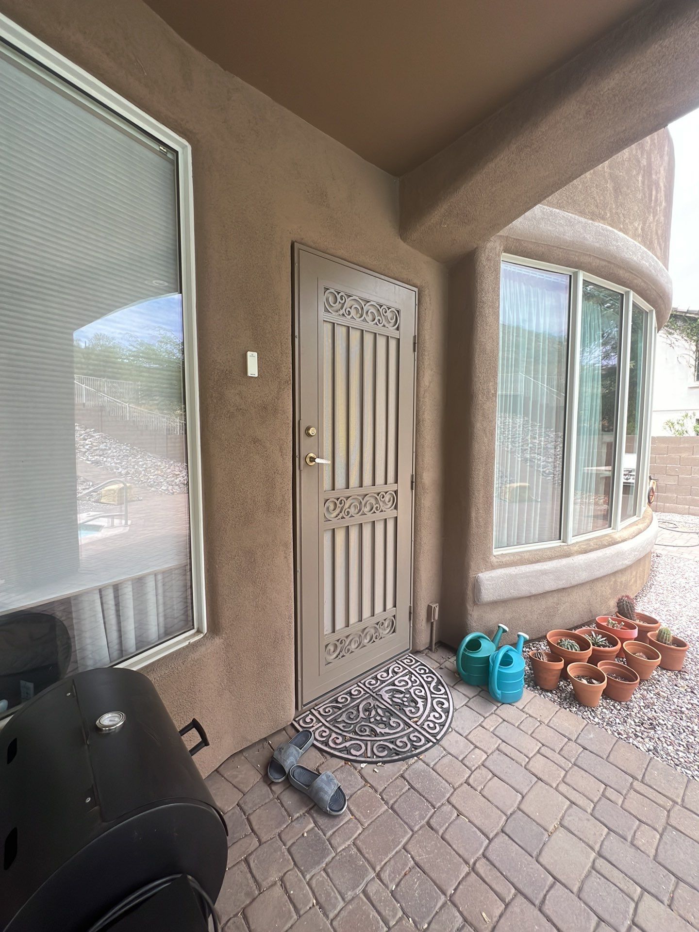 Exterior Painting using Dunn-Edwards EVERSHIELD®  by Crash of Rhinos Painting & Garage Floors