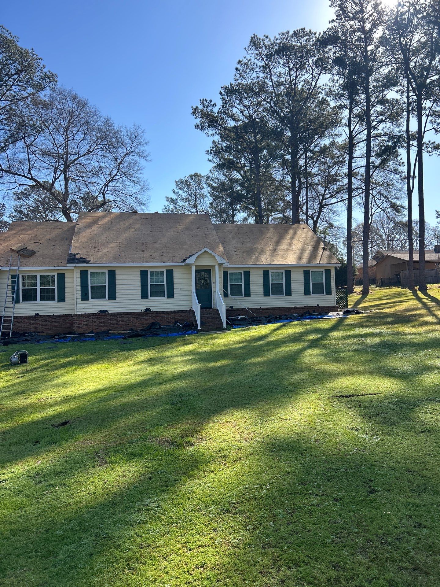 GAF HDZ - Charcoal shingles by Elite Roofing LLC