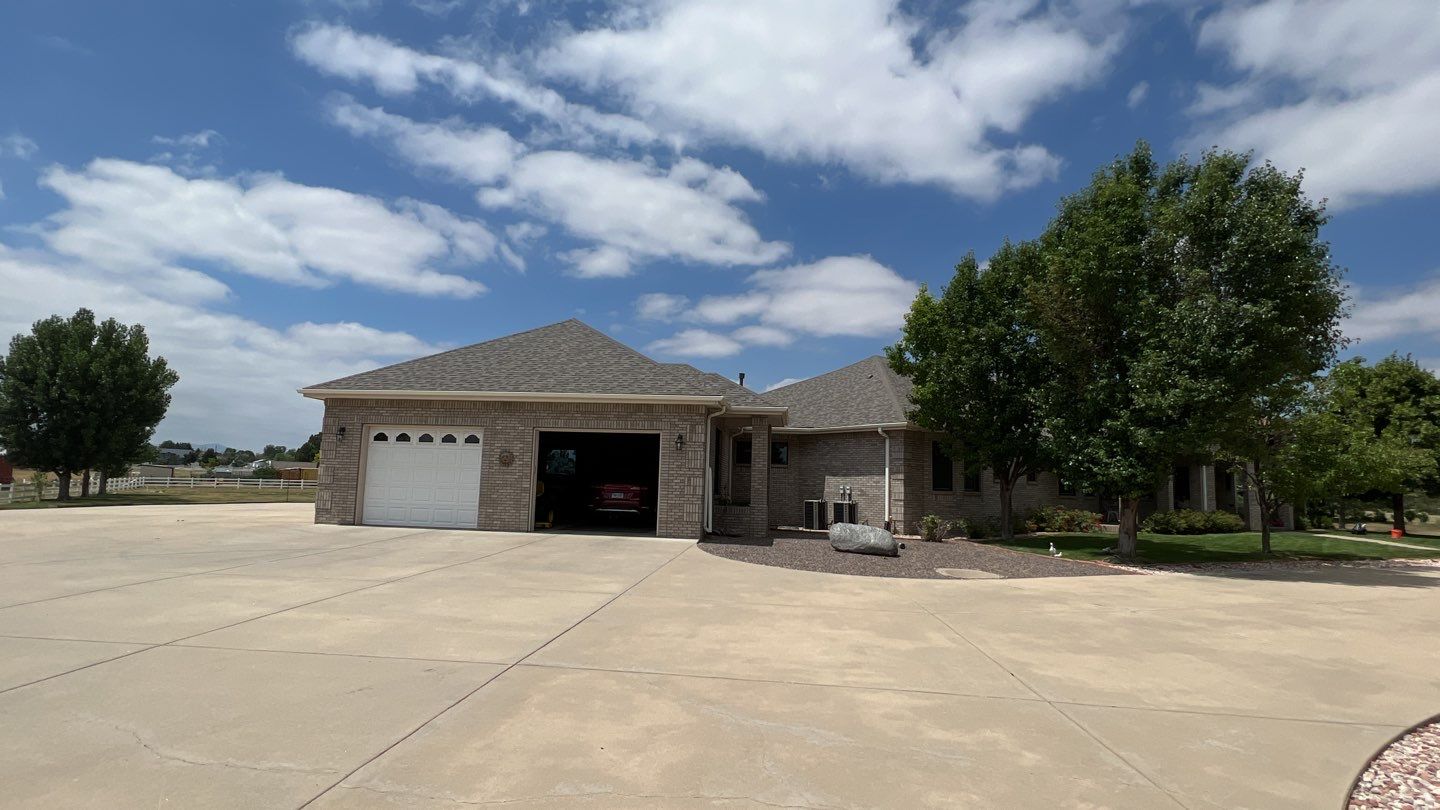 Residential Roofing Installation using Owens Corning TruDefinition - Driftwood  by A to Z Roofing