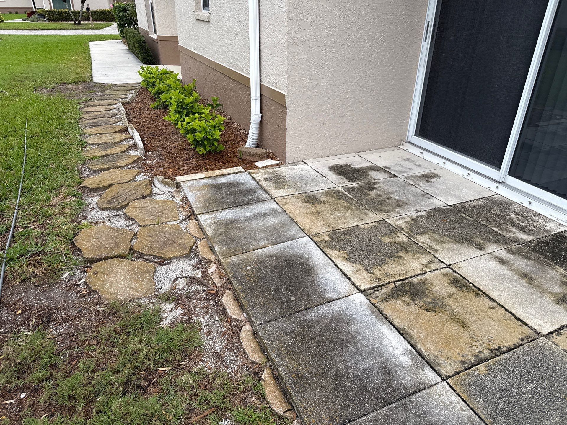 🚤 Captain’s Court Condos Exterior Cleaning – Terra Ceia, FL by Sunshine AquaWash