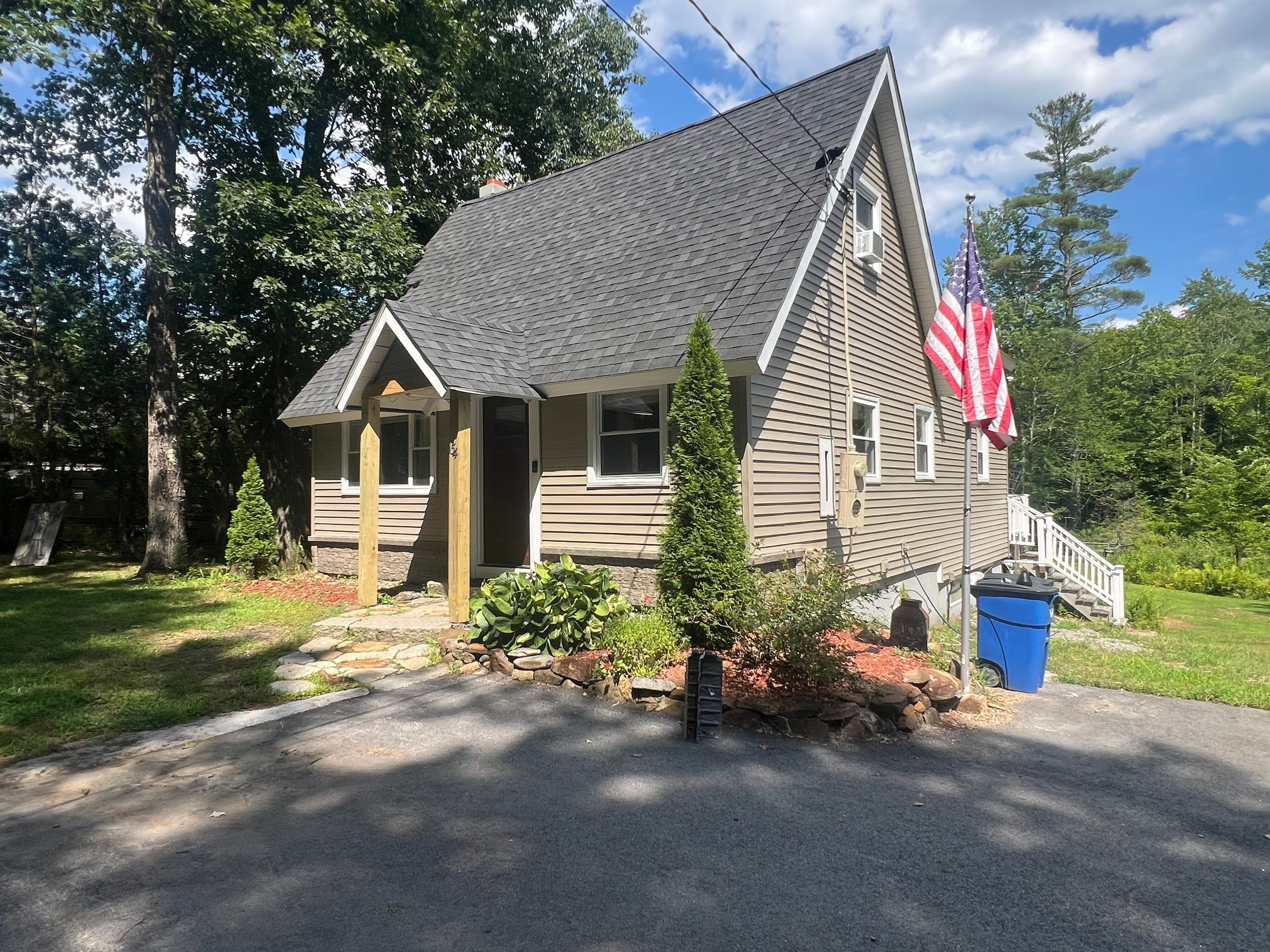 Weare, NH – TandoStone® Stone Facade Installation by Tall pine roofing