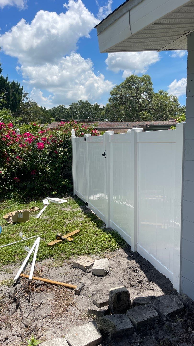 Sarasota, FL 6ft. Tall White Vinyl Privacy Fence by Asap fence and gates, LLC