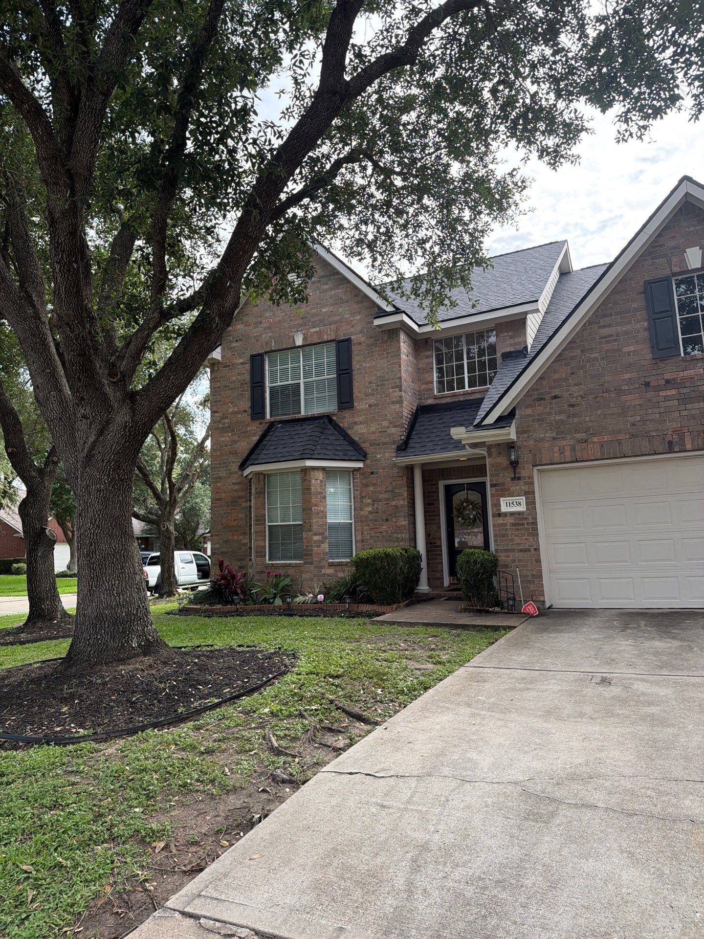 Roof Replacement in Woodbridge, Sugar Land TX by Roof Repair Company