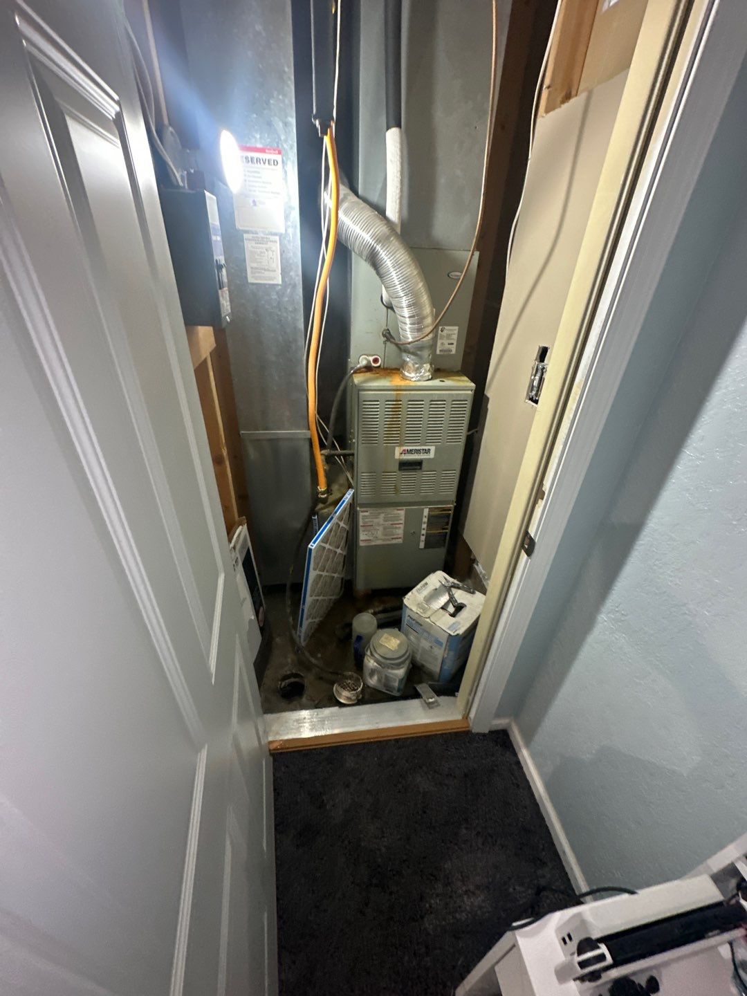Full-Service Water Damage Mitigation and Structural Drying in Lone Jack by Fine Restoration