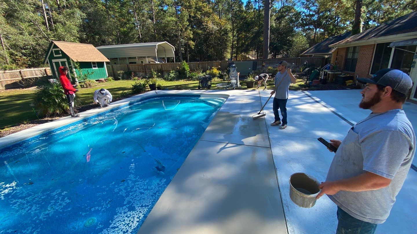 Bob's Beautiful Pool by Deese Elite Concrete Coatings