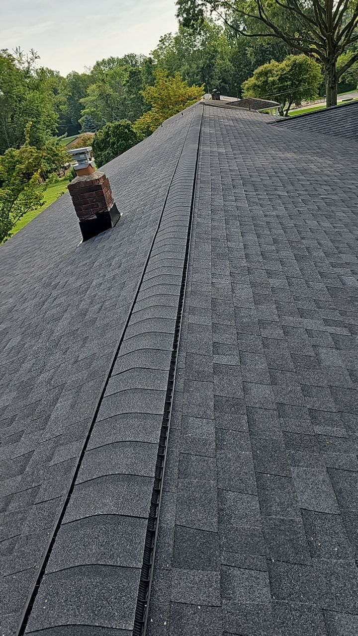 OWENS CORNING COLOR: Onyx Black by Eagle Eye Roofing