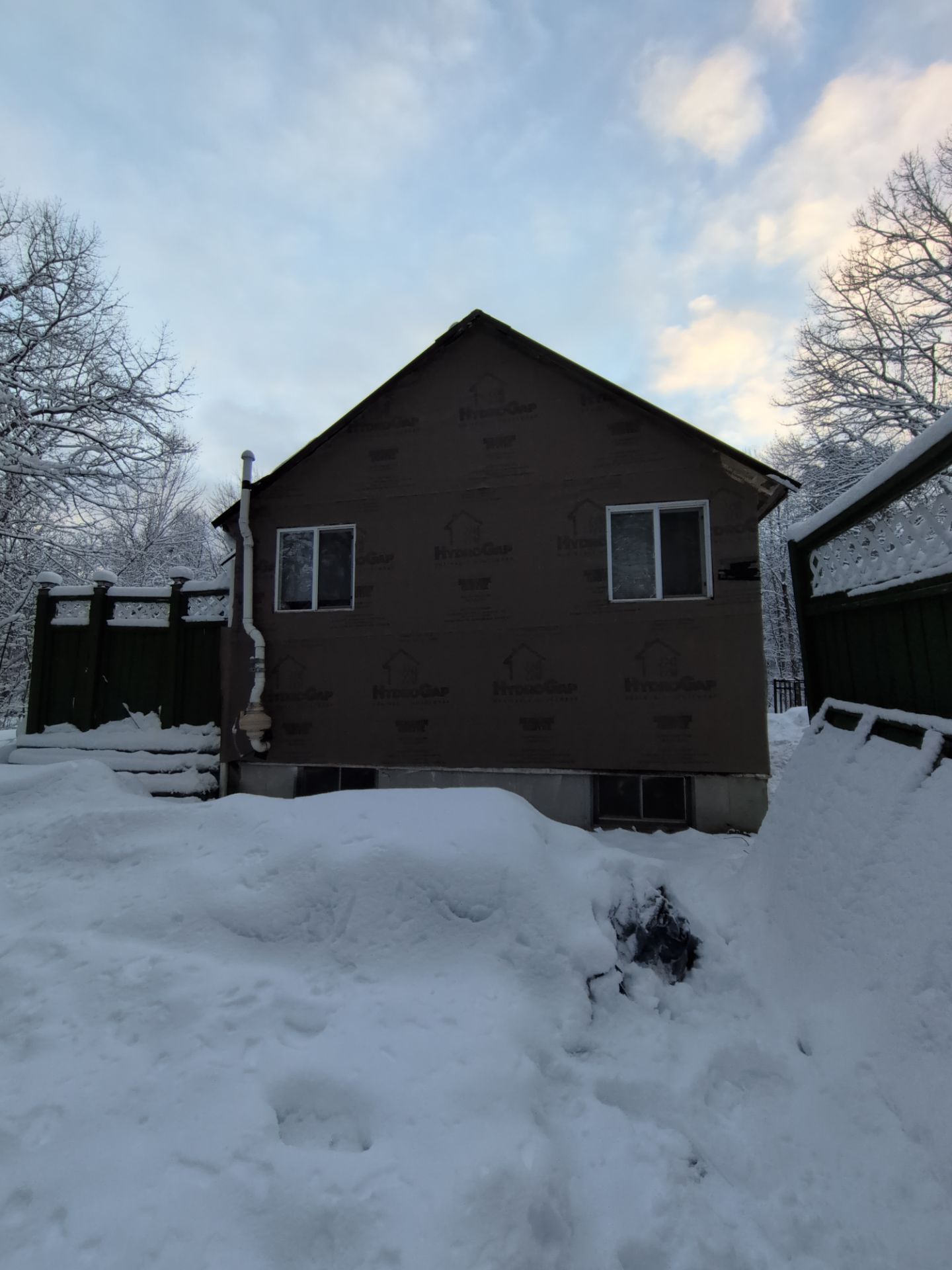 Custom ADU Construction with Vaulted In-Law Suite – LP SmartSide®, ZIP System® & Harvey® Windows by Sensible Home Solutions