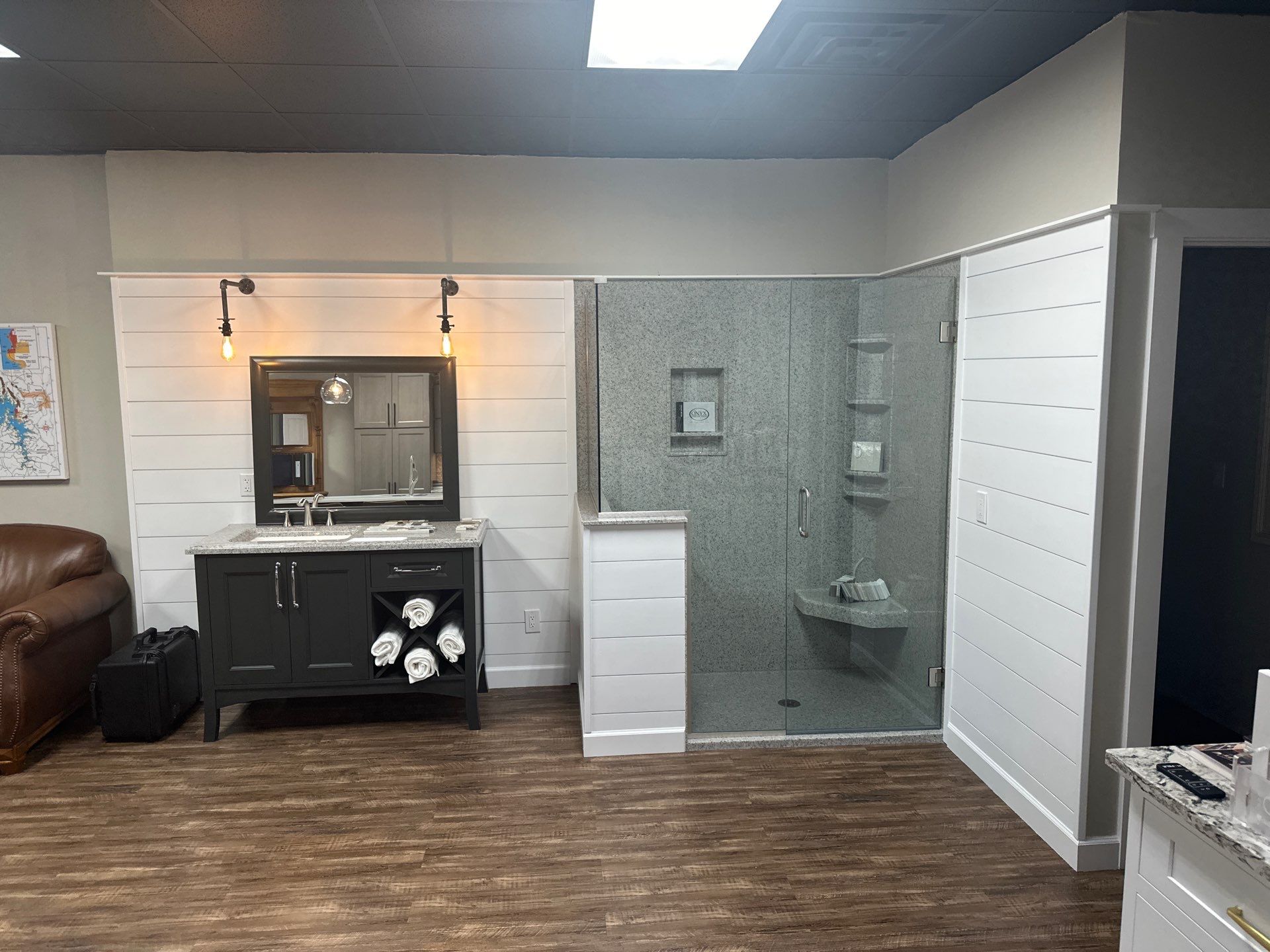 Kitchen Works Showroom/ Branson Blind and Window Coverings by Kitchen Works LLC