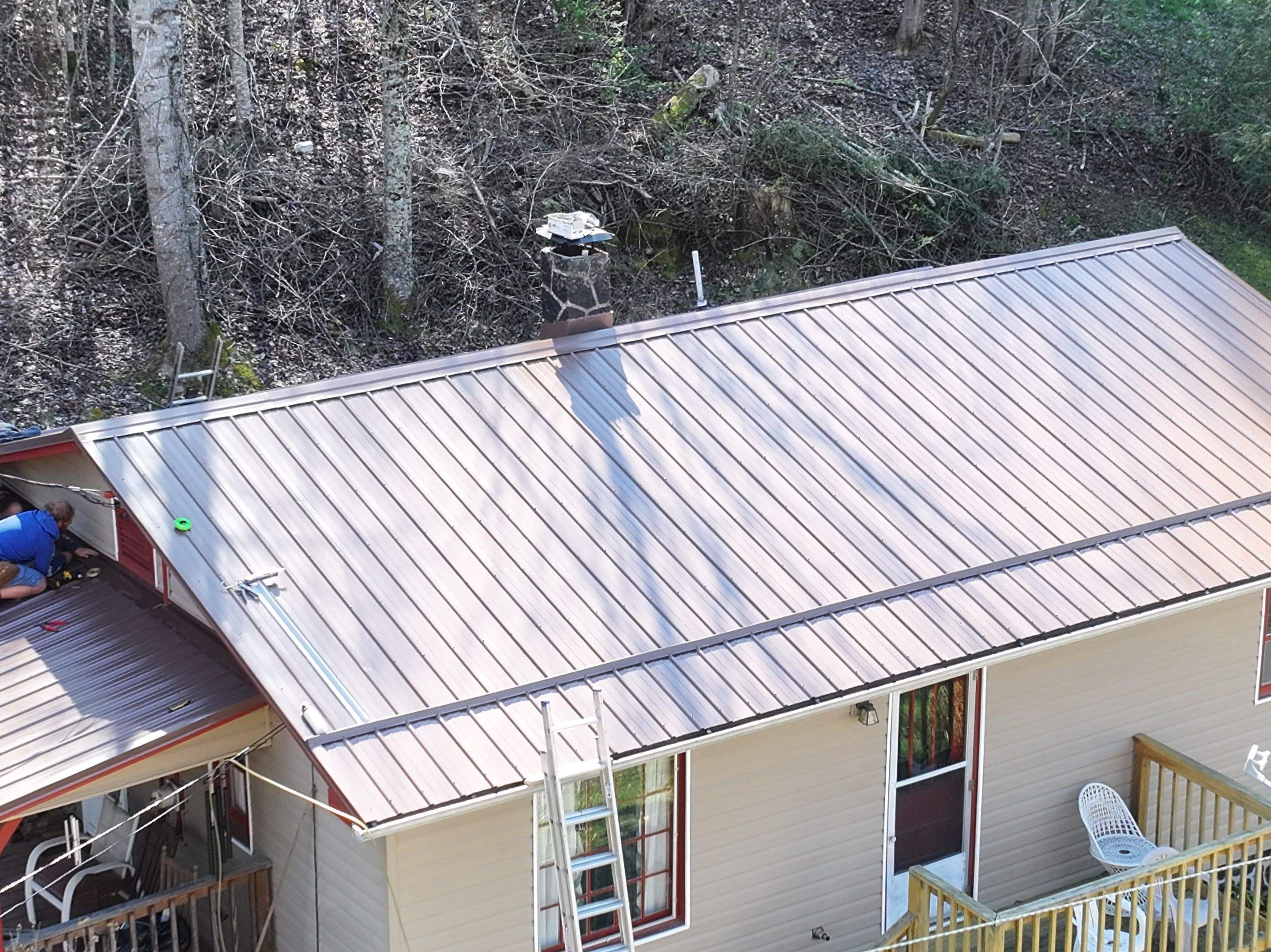 McLaughlin Residence by Omnia Roofing