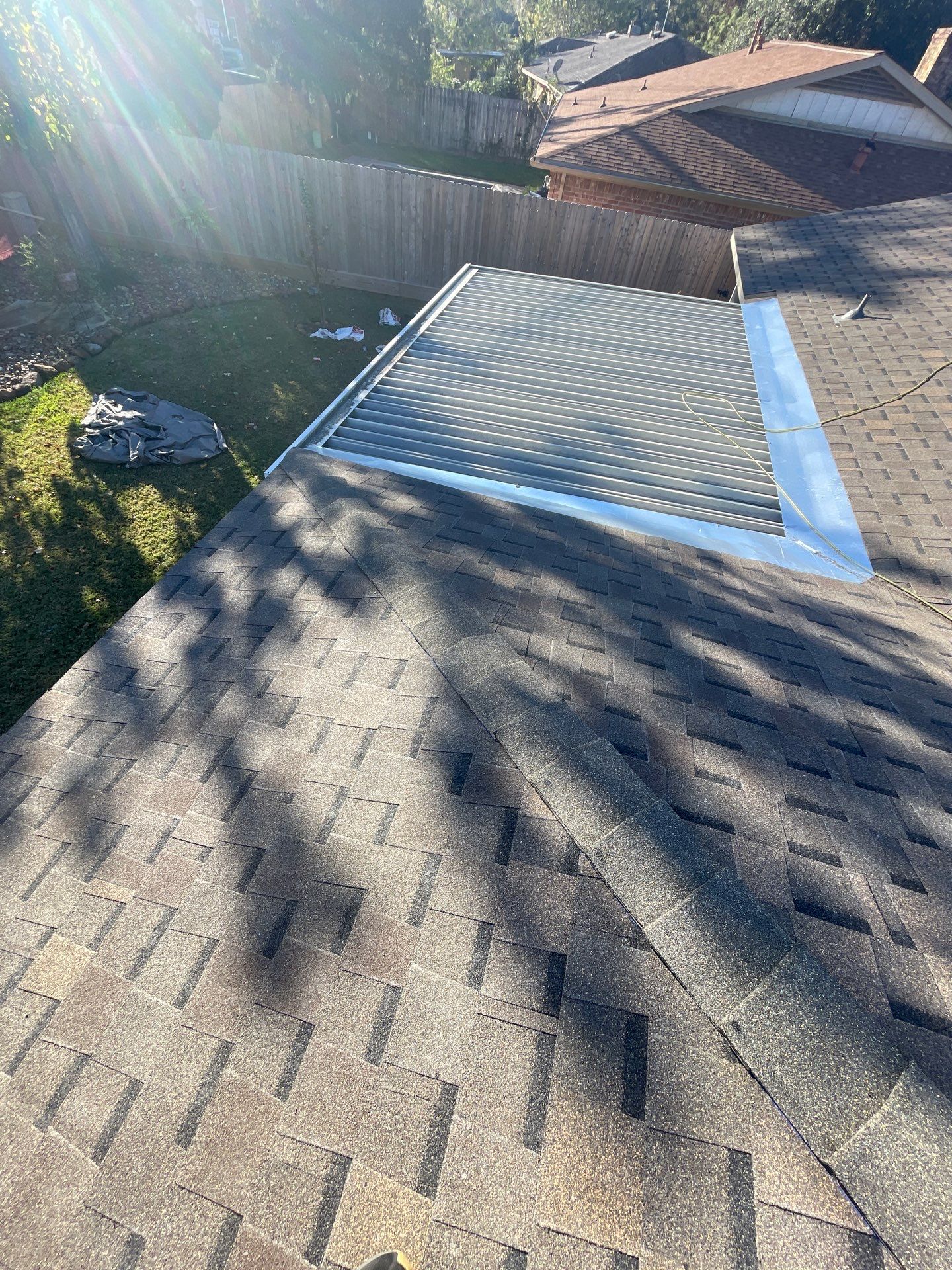 North Shore Roof Installation using Atlas Pinnacle Pristine by Modern BYLT Roofing & Construction